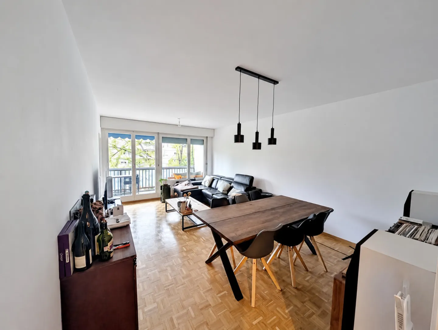 Charming Apartment in Champel - Photo 1 of 5