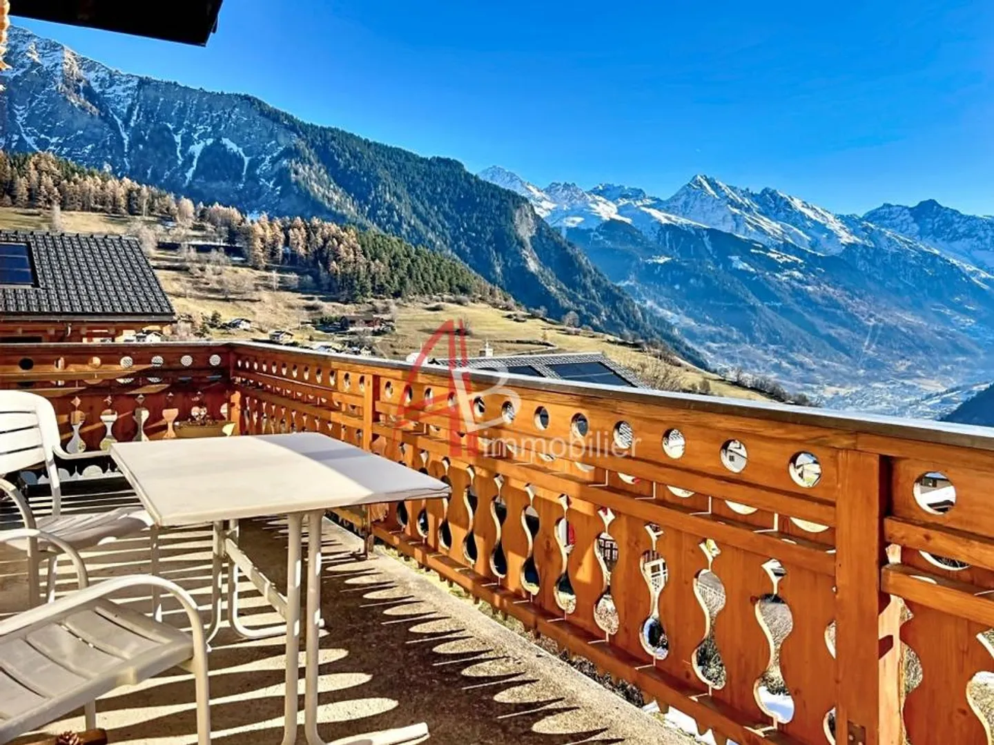 IL LEVRON 4,5 p di 91 m2 con vista panoramica magnifica - Foto 11 di 11