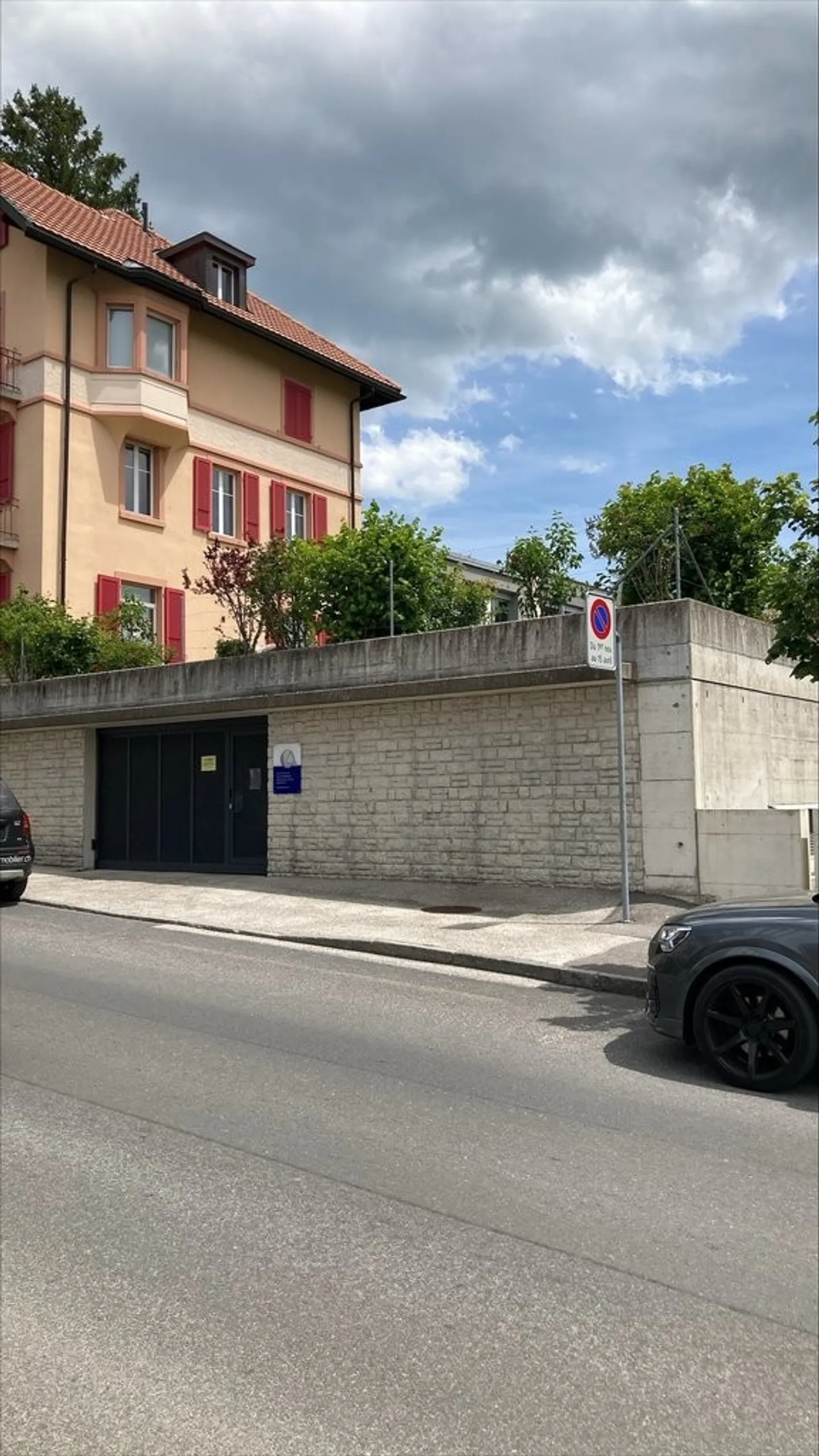 Place de parking n° à louer - Photo 1 sur 1