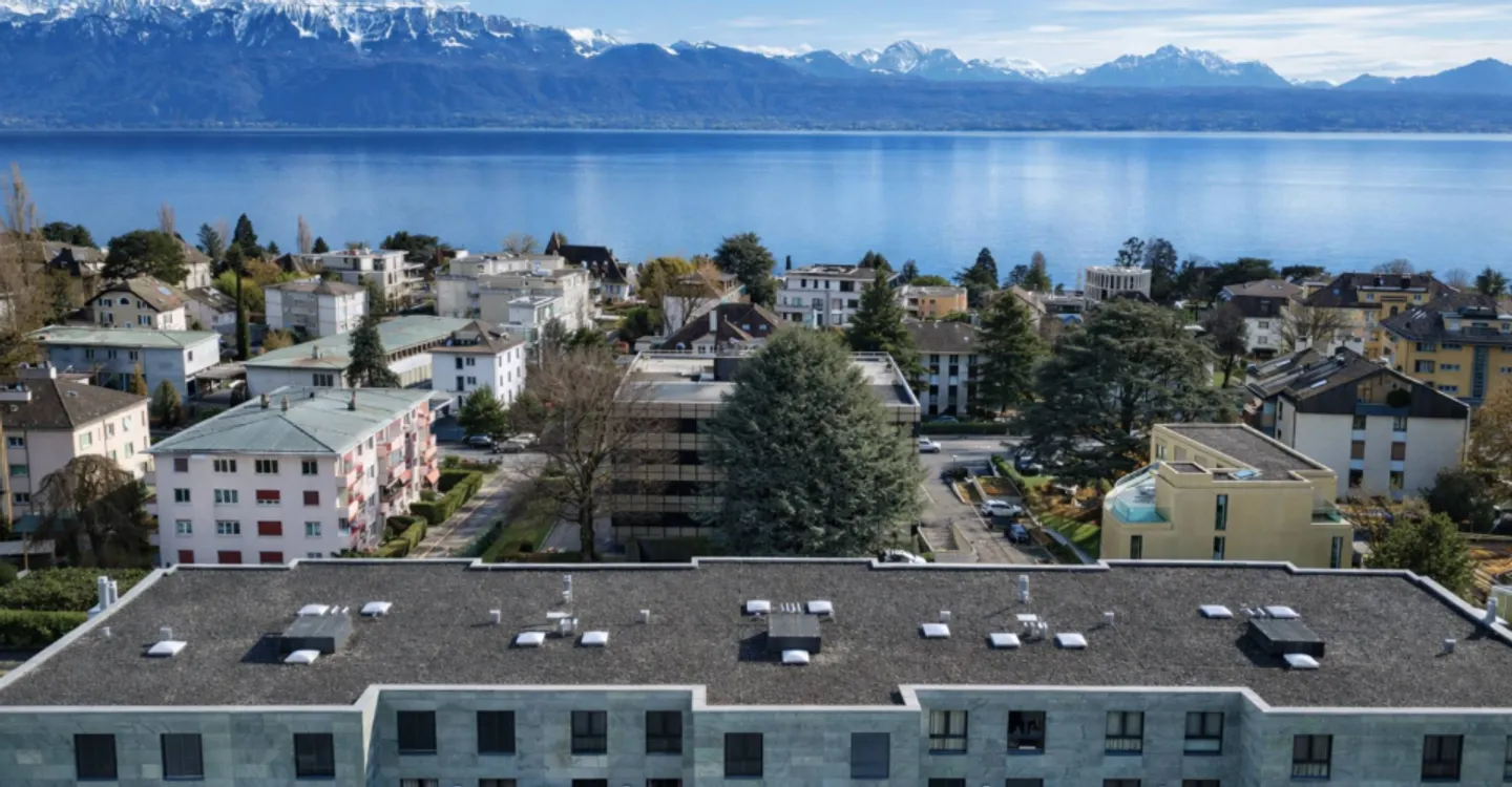 Contemporary duplex with private garden and view of the Alps in Pully Sud - Photo 9 of 10