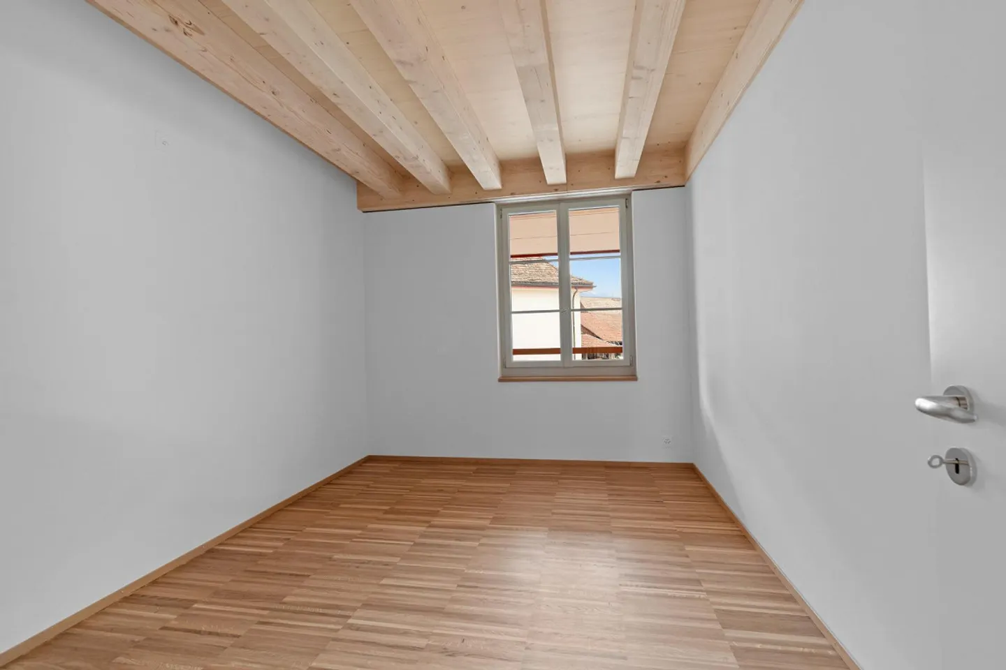 PREMIÈRE OCCUPATION / Maison de ville de 5,5 pièces - Photo 9 sur 13