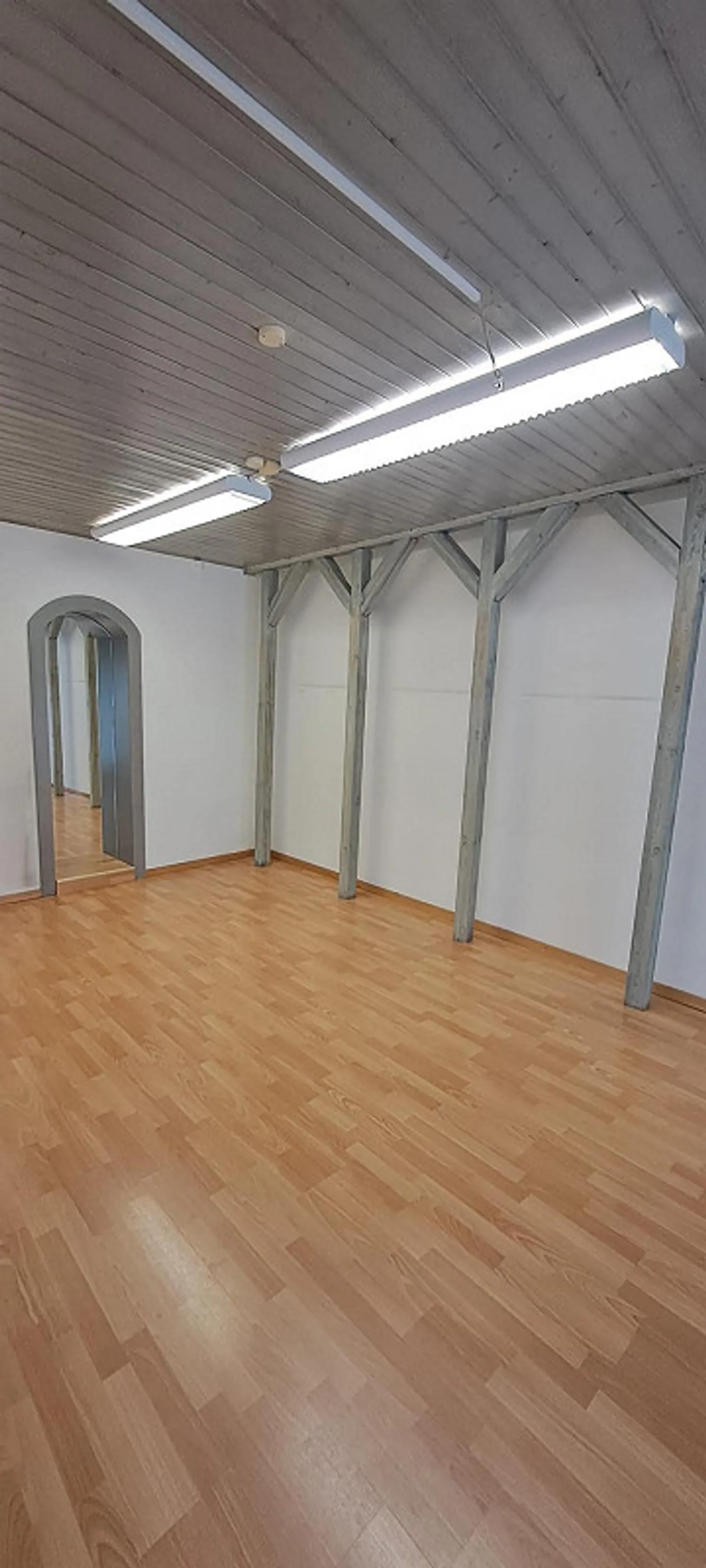 Negozio o ufficio in centro - Affitto negoziabile - Foto 6 di 8