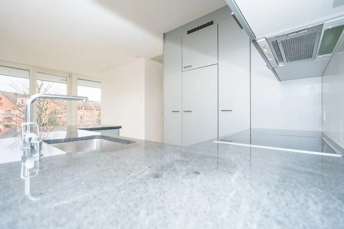 4.5-Zimmer-Attikawohnung mit vielen Vorzügen! - Foto 5 von 12