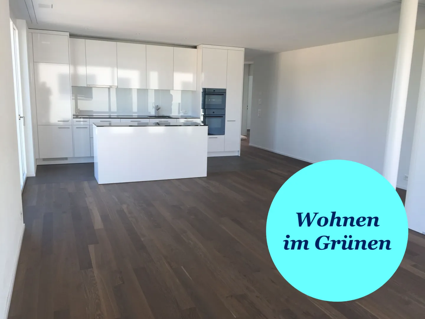Generous 4.5-room apartment in the green - Photo 1 of 11