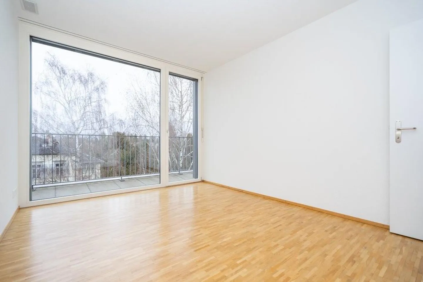 4.5-Zimmer-Attikawohnung mit vielen Vorzügen! - Foto 8 von 12
