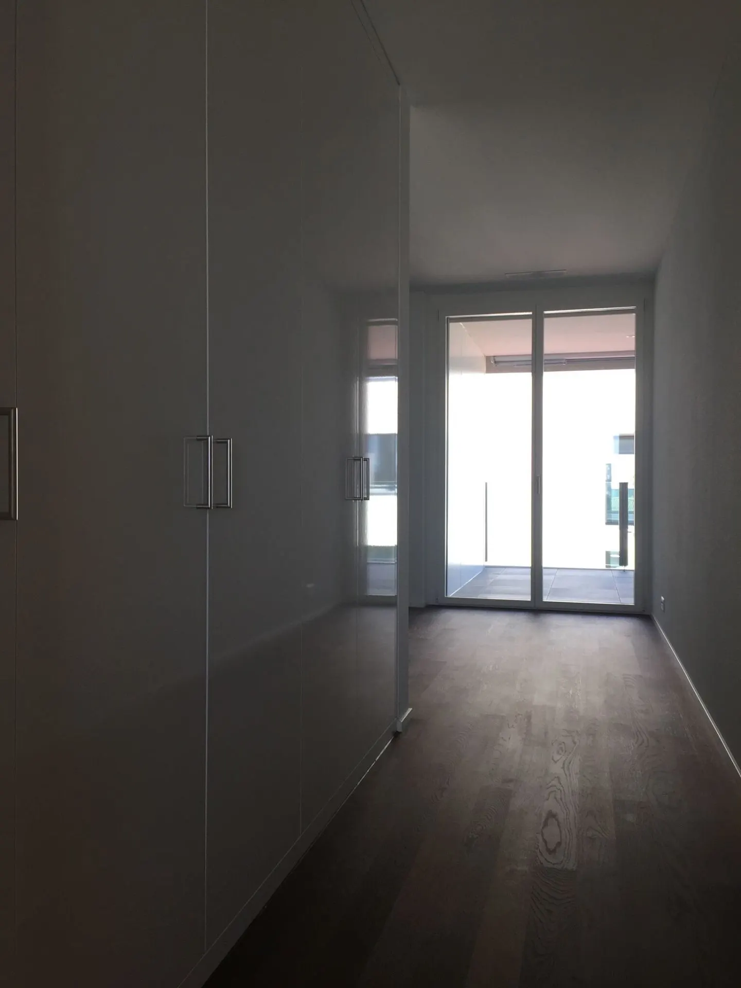 Generous 4.5-room apartment in the green - Photo 5 of 11