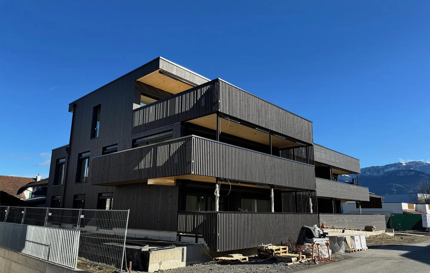 2.5 Zi - Attika Neubau-Wohnung in Kriessern - Foto 4 von 14