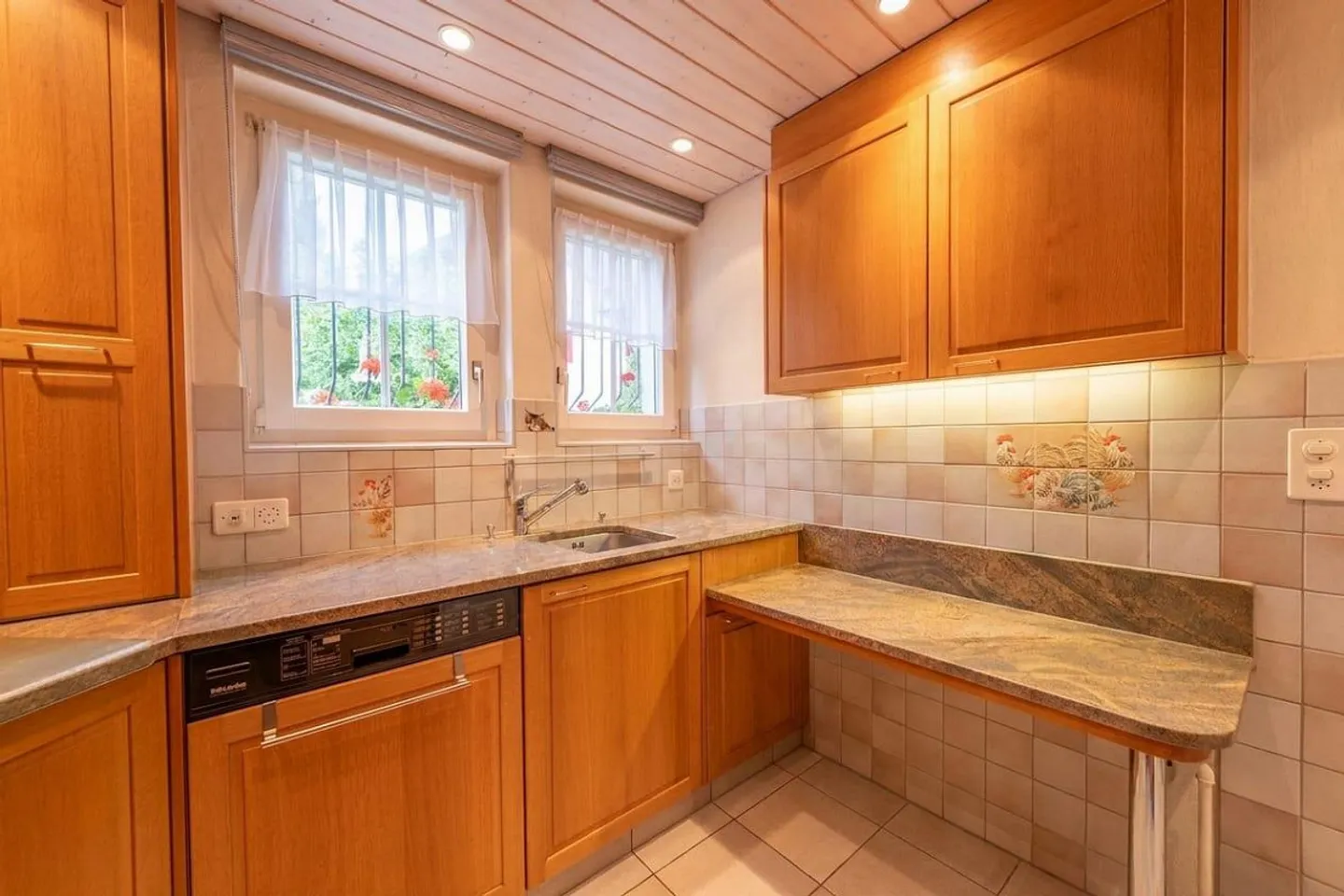 Vivere vicino alla città con molto spazio - Casa a schiera angolare con 460 m² di terreno... - Foto 8 di 13