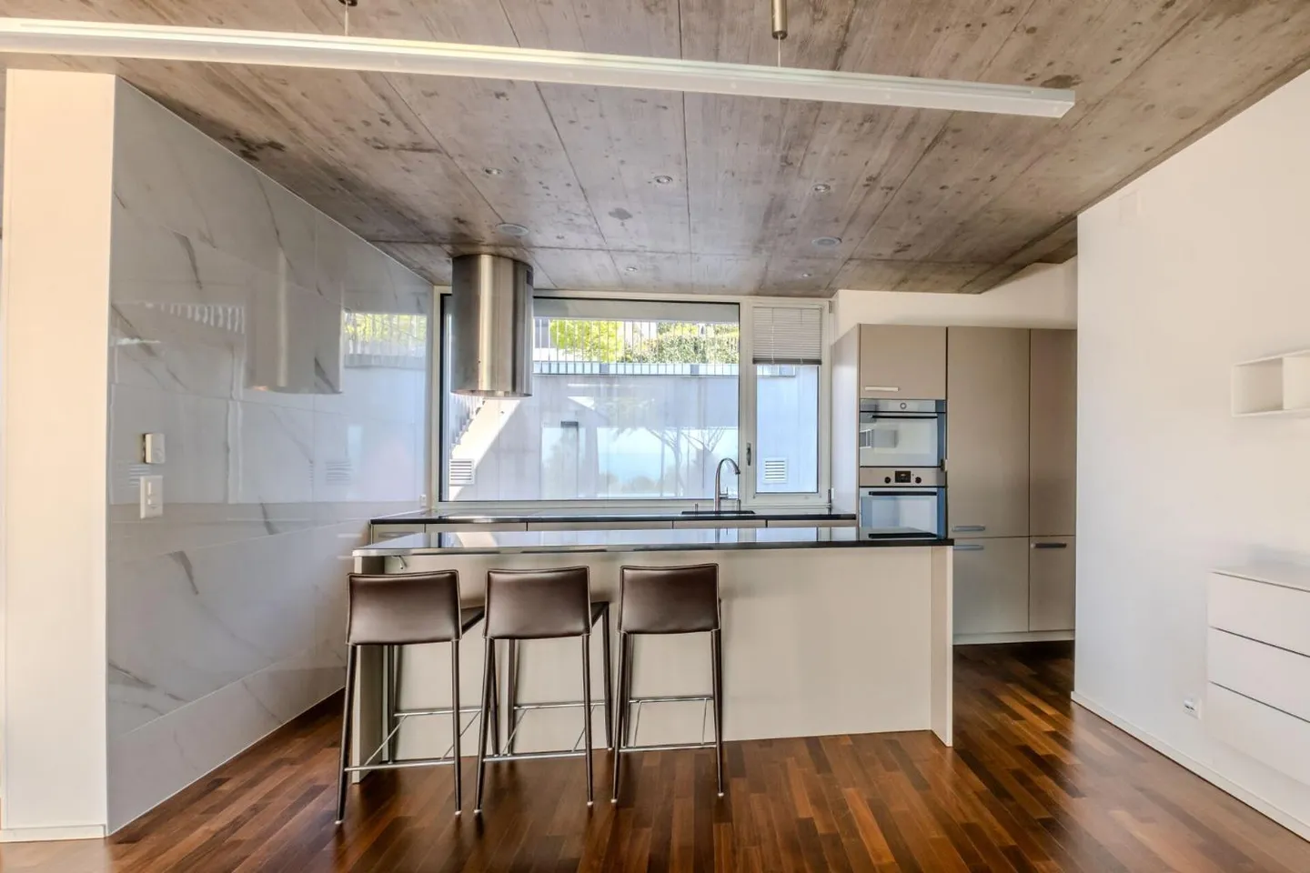 Appartement de Luxe Contemporain - Photo 6 sur 13