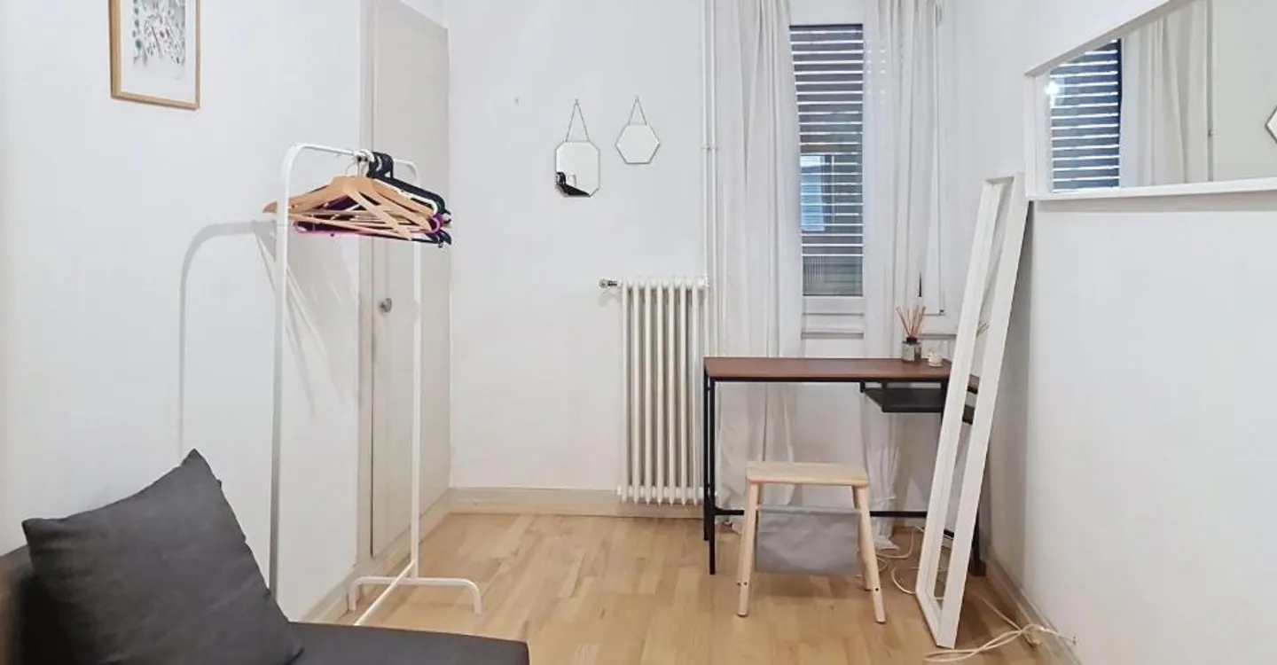RARE! APARTMENT FOR SALE IN THE HEART OF GENEVA - Photo 5 of 5