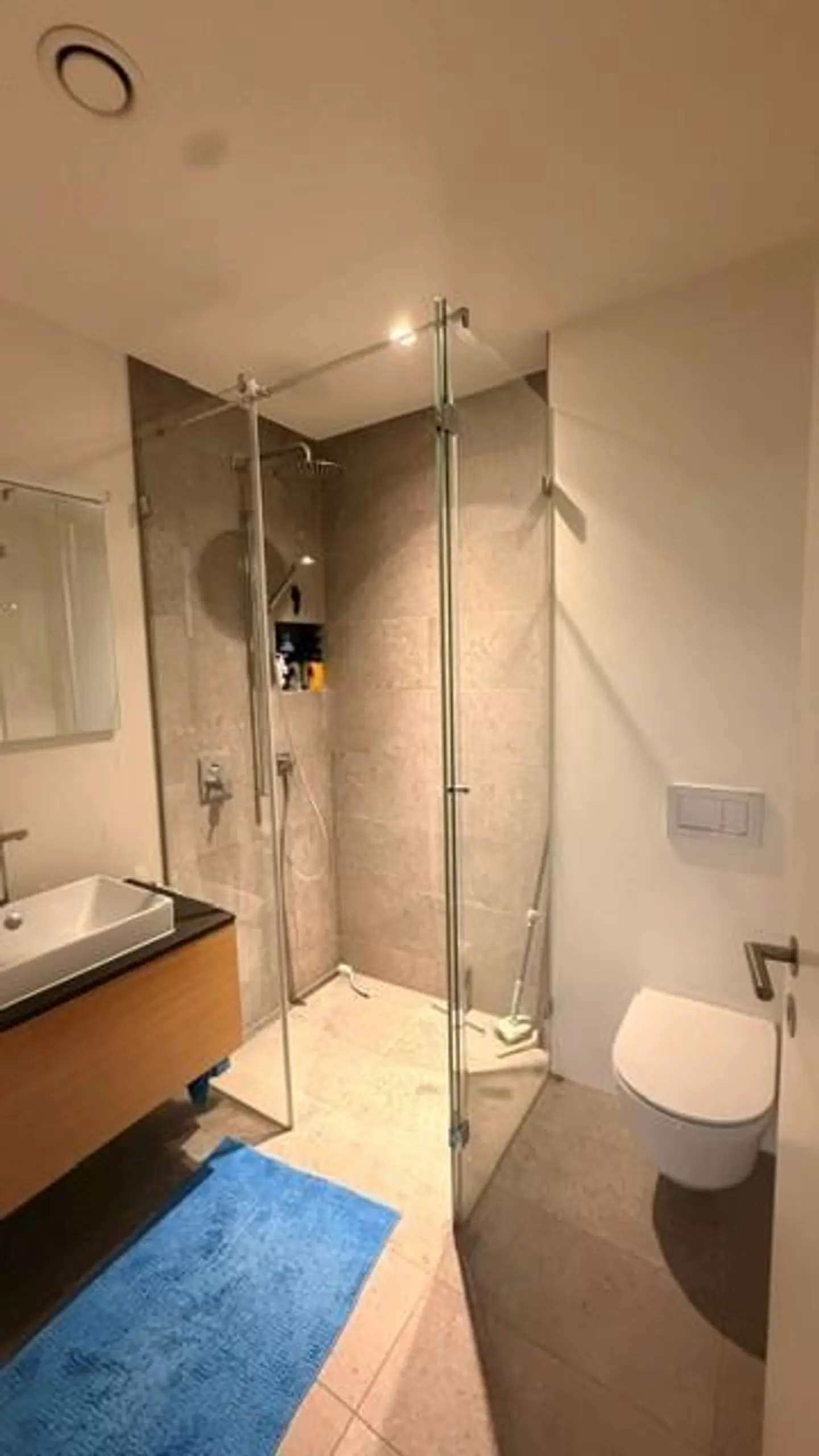 Modernes Apartment mit zwei Terrassen - Foto 7 von 14