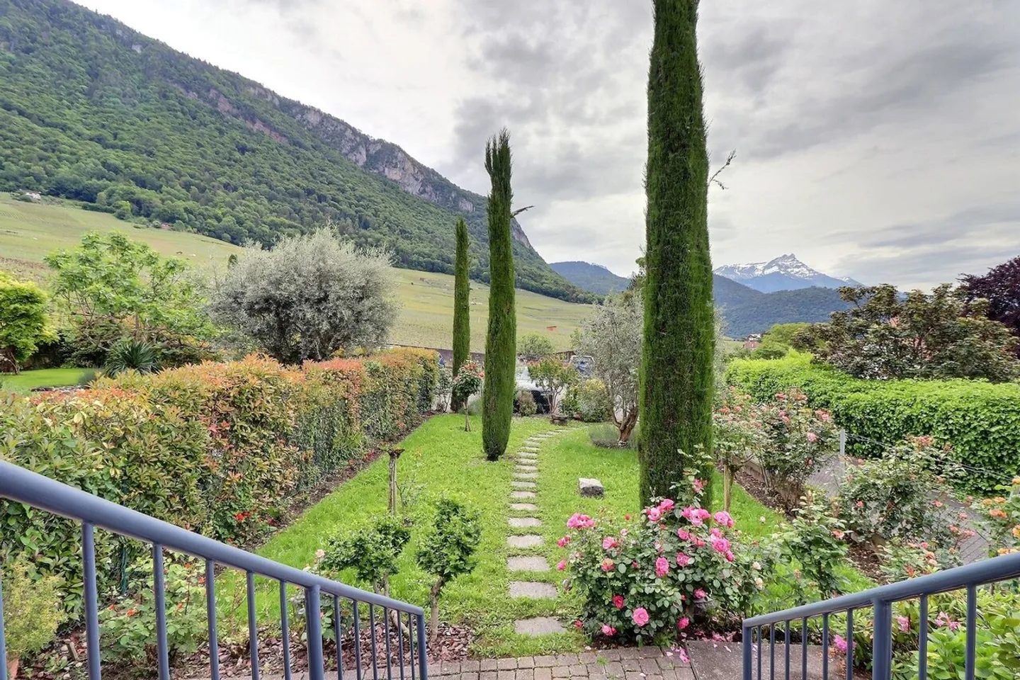 Grande appartamento affascinante con giardino di 5 stanze - Foto 1 di 22