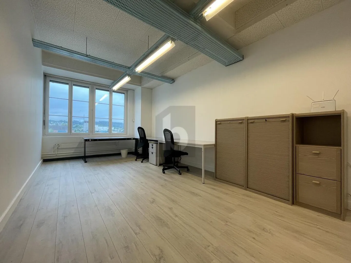 Spazio ufficio in affitto - Foto 4 di 6