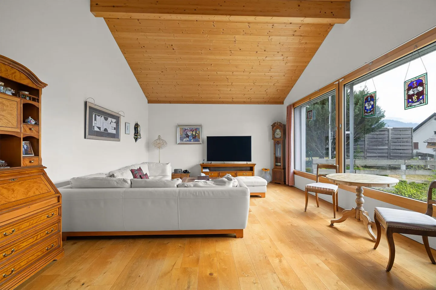 Maison individuelle de 6 pièces avec vue panoramique et jardin à vendre à Mastrils - Photo 3 sur 6