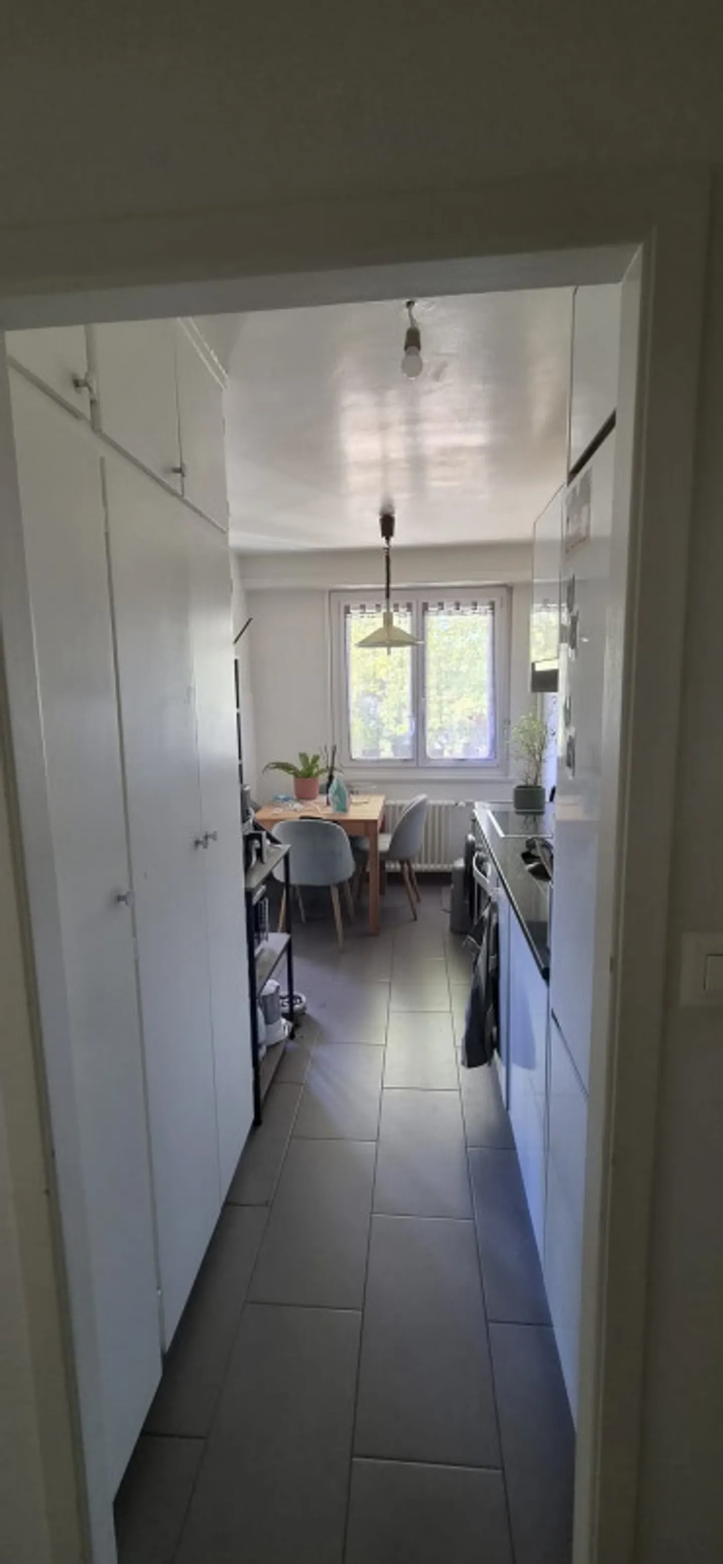 Superb 3-room apartment in Grand Saconnex with parking space - Photo 4 of 7