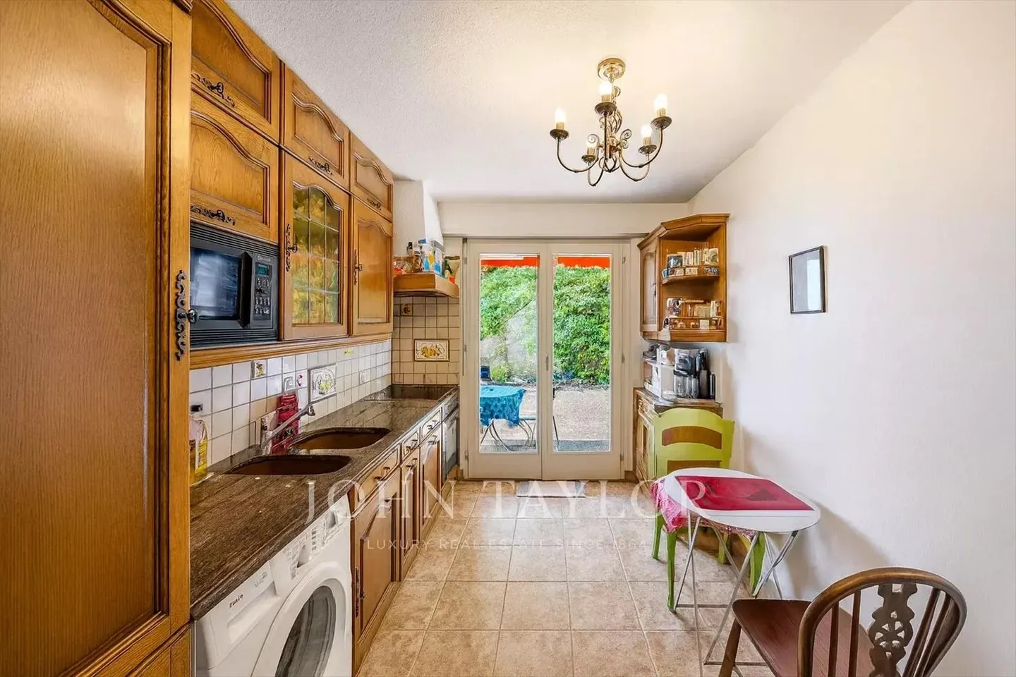 Appartement de 2.5p au coeur de Montreux - Photo 7 sur 11