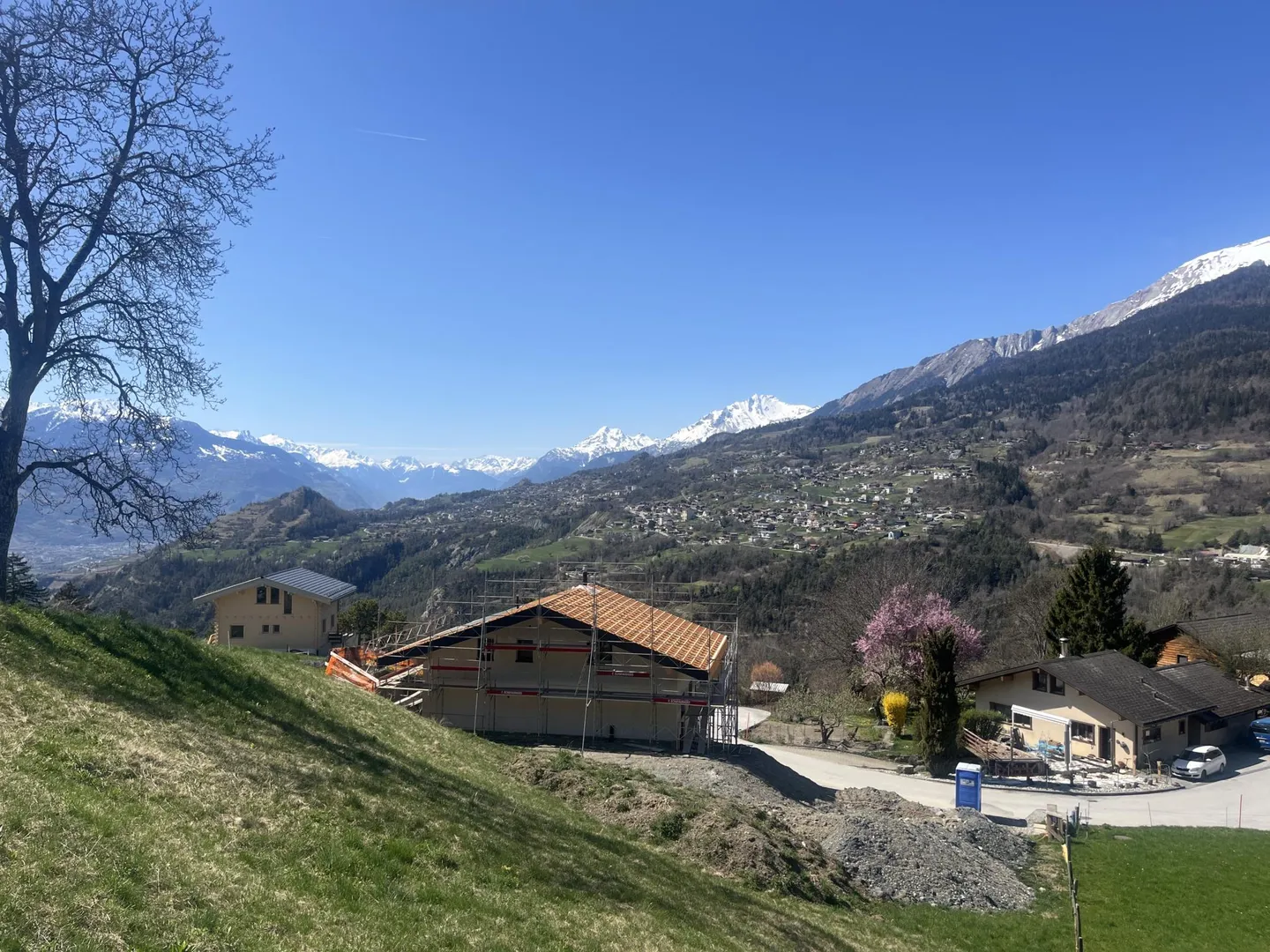 Schöne 5,5-Zimmer-Villa mit hoher Energieeffizienz in Icogne - Foto 3 di 8