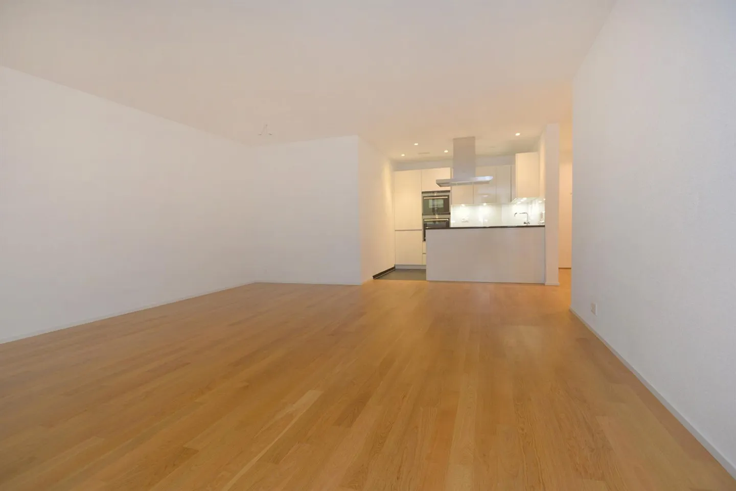 Modernes 3.5 Zimmer-Apartment - Foto 4 von 13