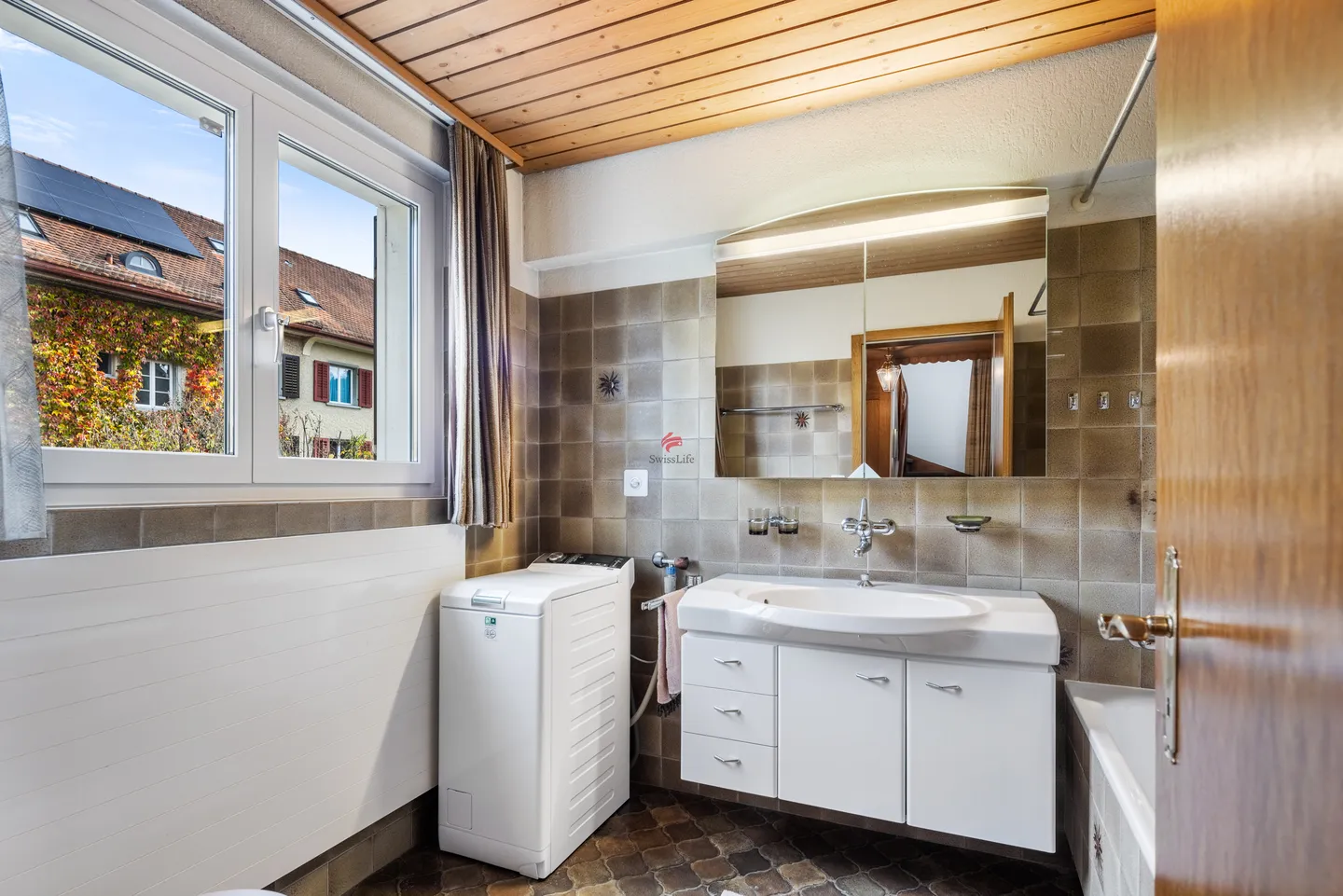 Charming and full of possibilities - Photo 9 of 14