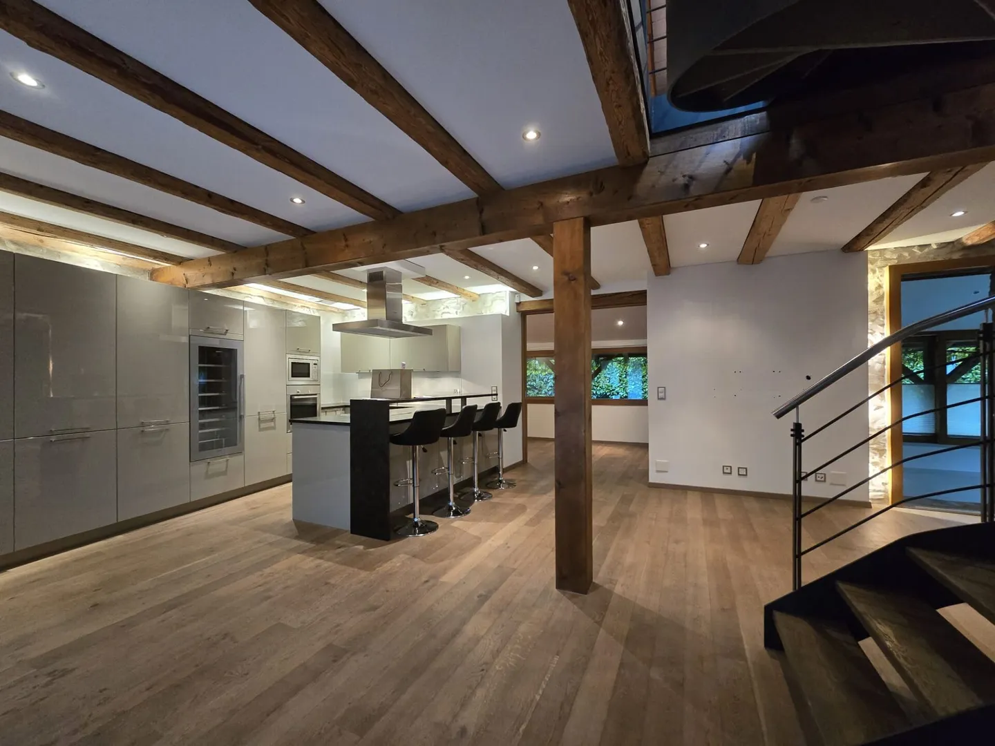 Charming and Characterful Detached House - Photo 7 of 30