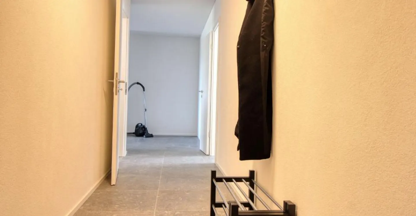 Spacious Coliving Apartment in Crissier with private Bathroom - Photo 15 of 15