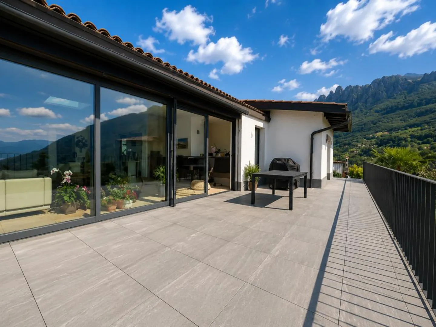 Villa Prestigiosa con Vista Lago - Foto 4 di 11