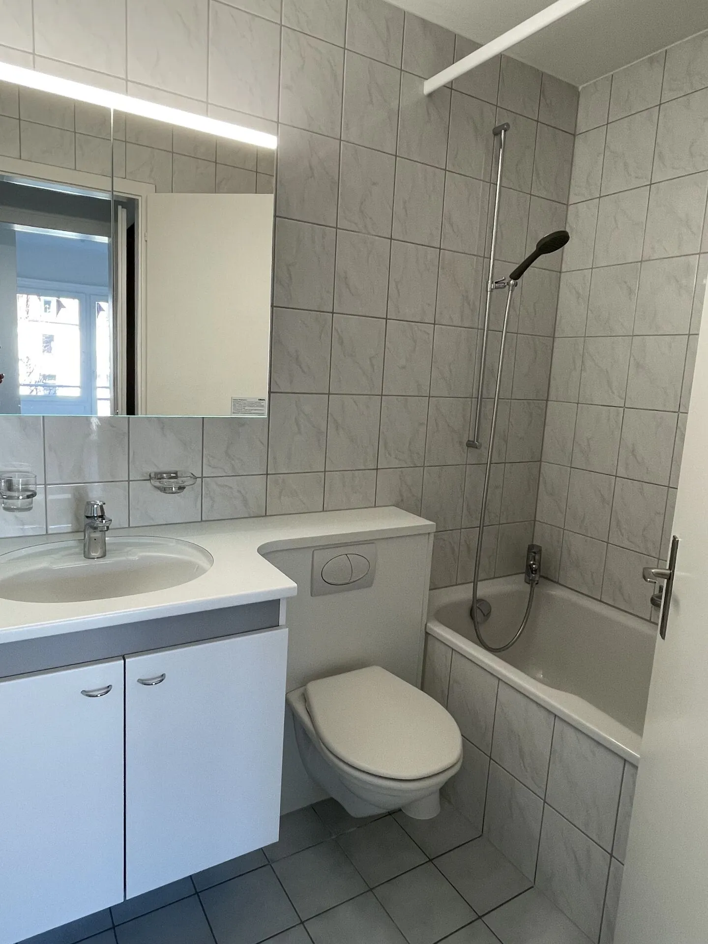 4-Zimmerwohnung nahe Rhein - Foto 9 di 10