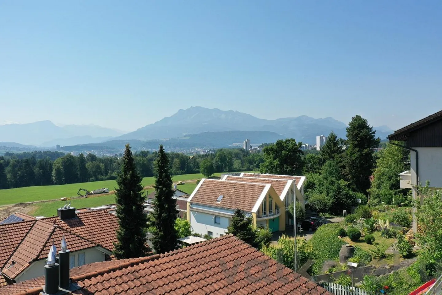Moderner Duplex mit Aussicht - Foto 6 von 6
