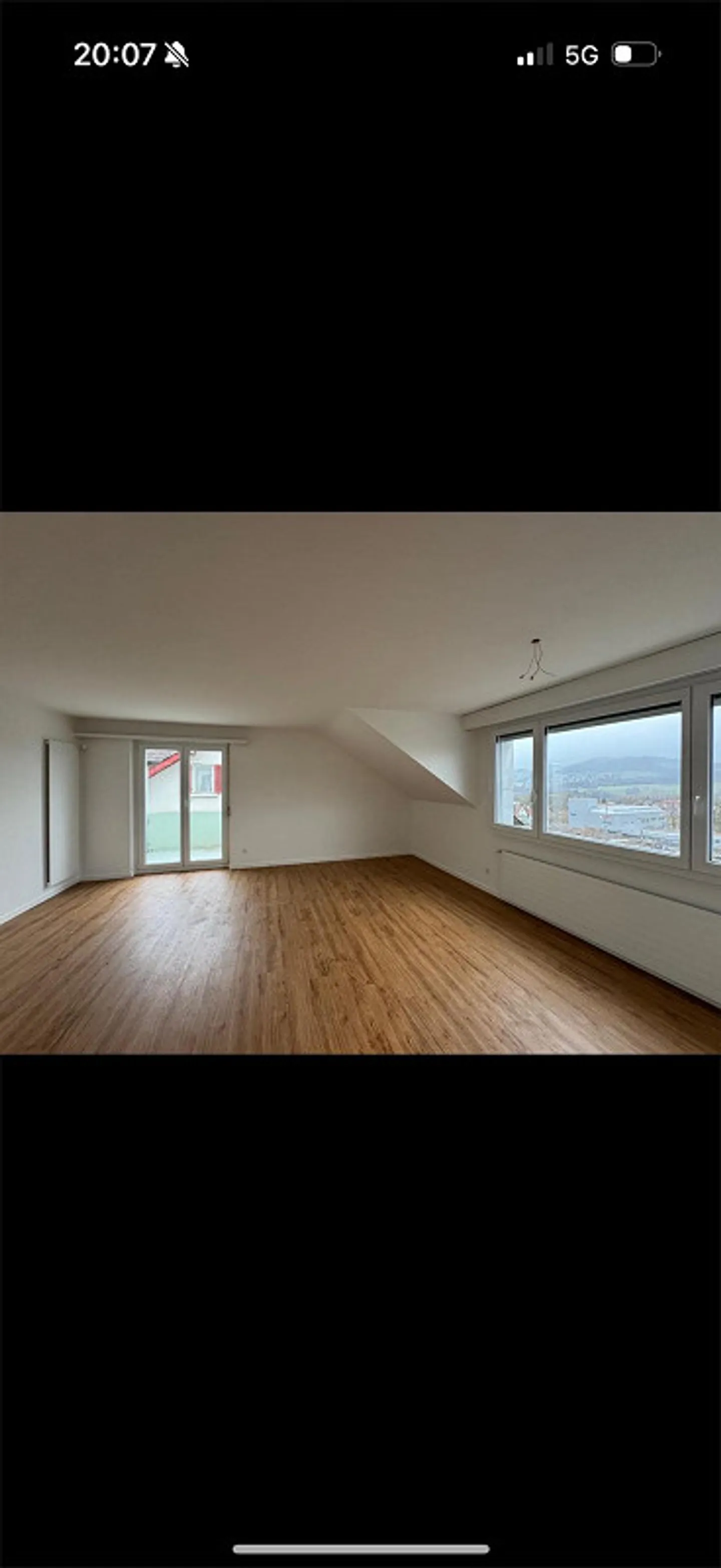 Appartamento singolo con grande balcone - Foto 4 di 10