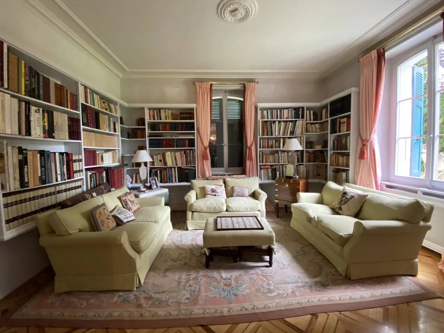 Comfortable Shared Living Space - Photo 3 of 13