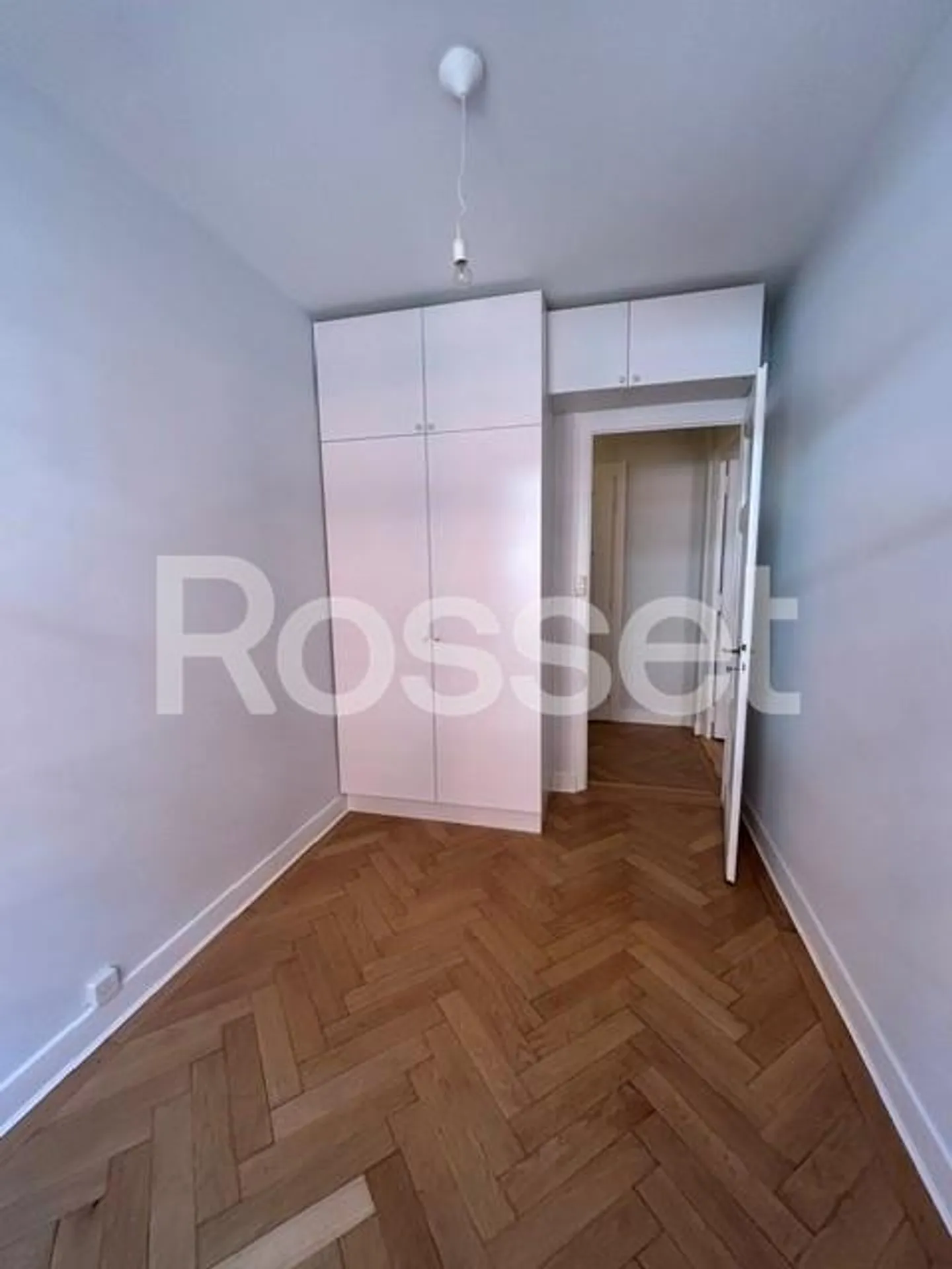2.5 Room Apartment - Photo 4 of 5