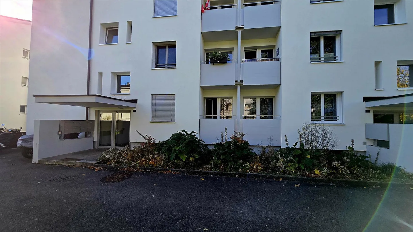 Cercasi nuovo inquilino a 4410 Liestal. Appartamento tranquillo con 2 stanze - Foto 2 di 13