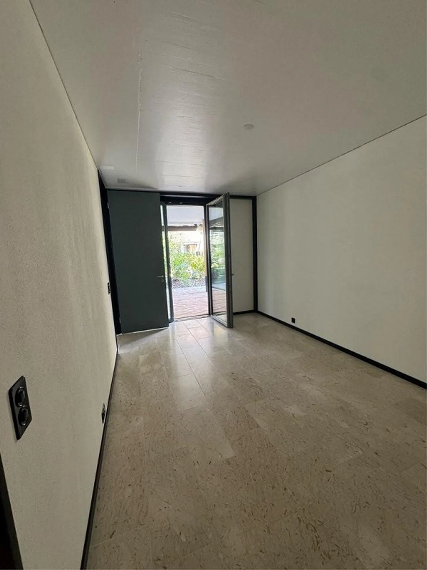 Appartement moderne de 2,5 pièces dans un emplacement attrayant à Kloten ! - Photo 8 sur 8