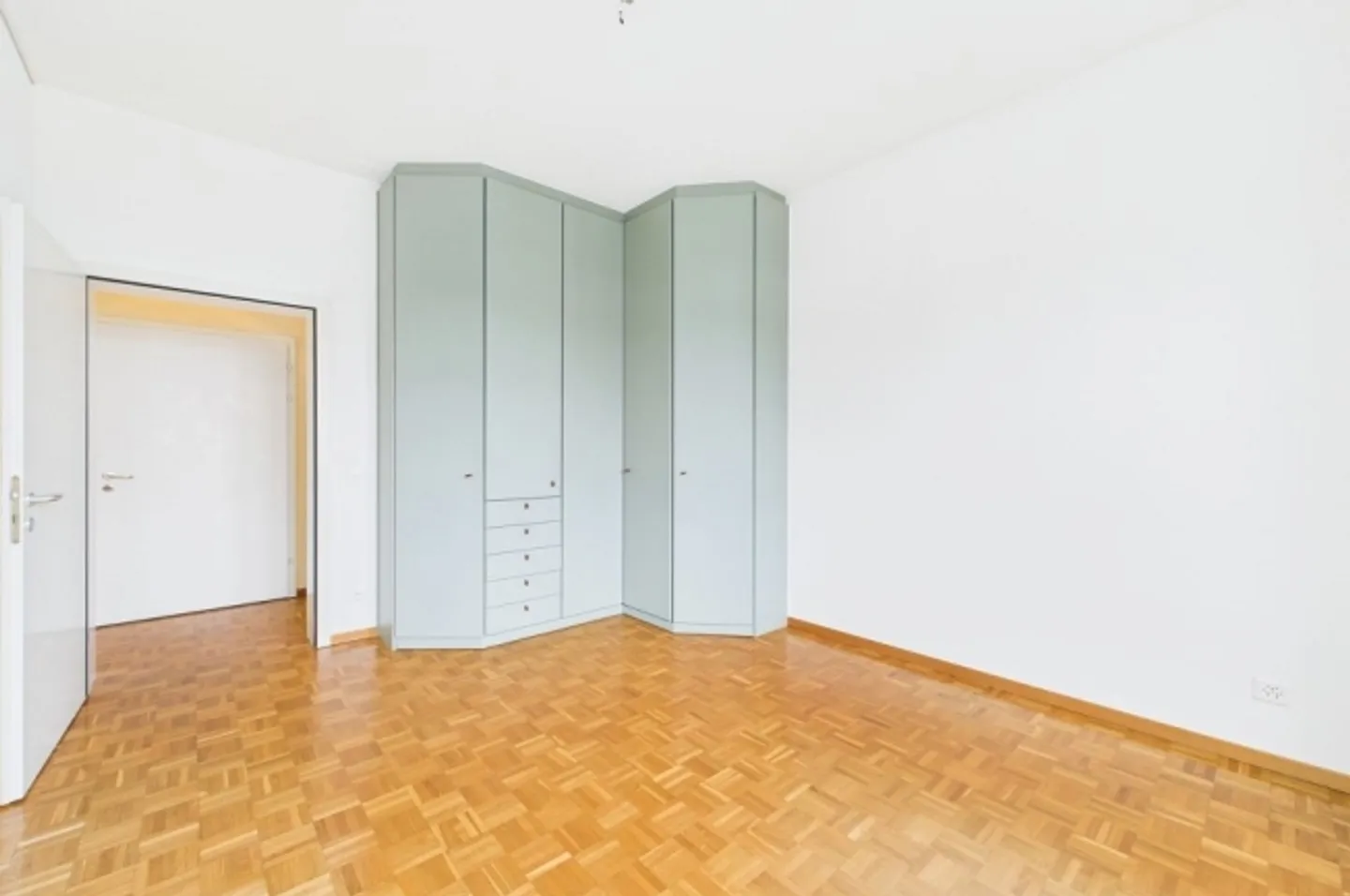 3.5 Room apartment - Photo 9 of 13