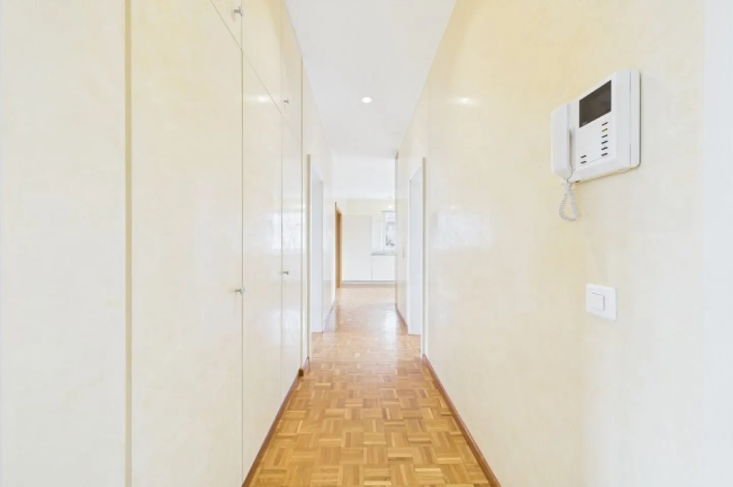 3.5 Room apartment - Photo 13 of 13