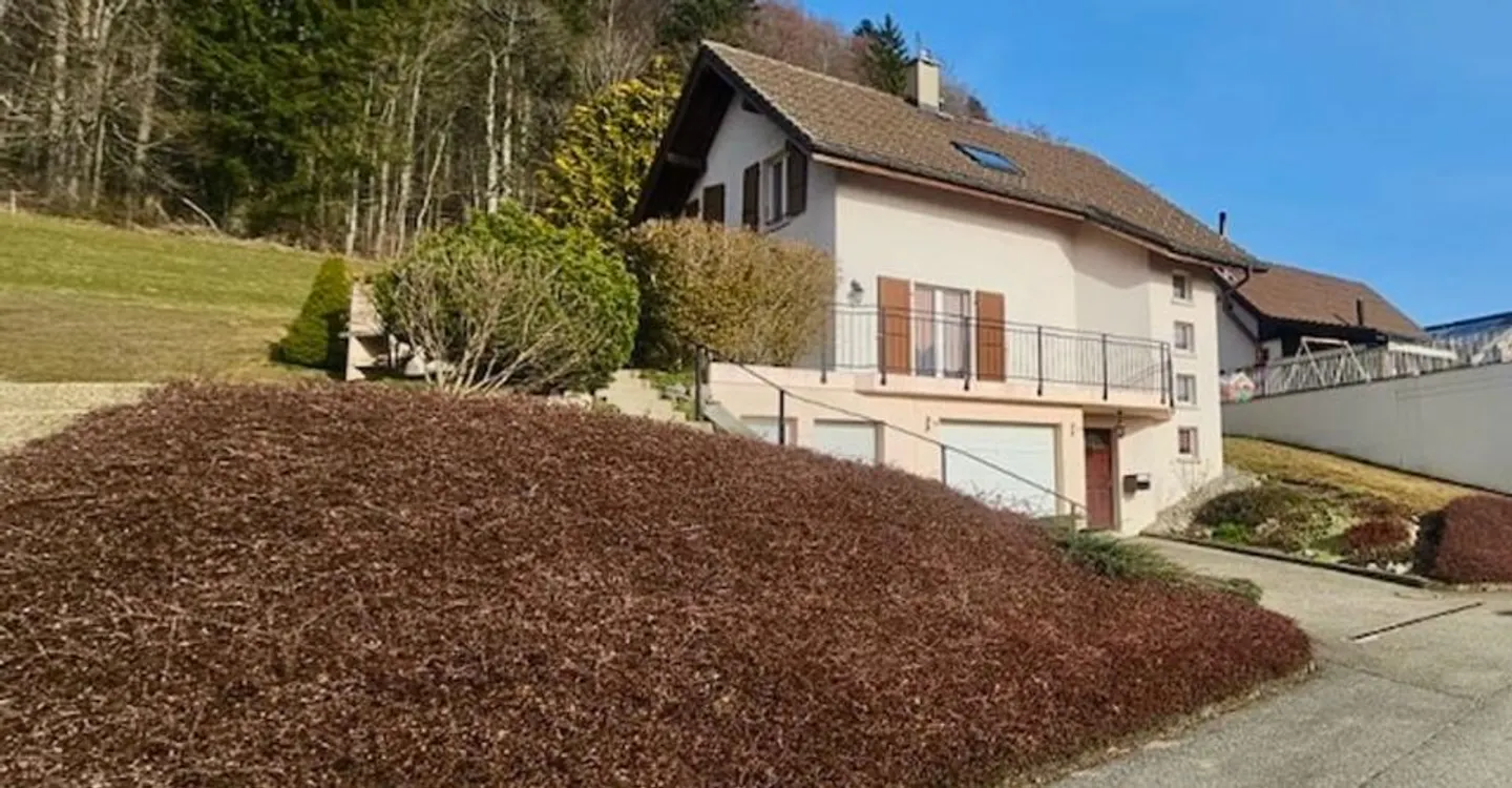 Incantevole Casa Familiare a Sainte-Croix - Foto 1 di 13