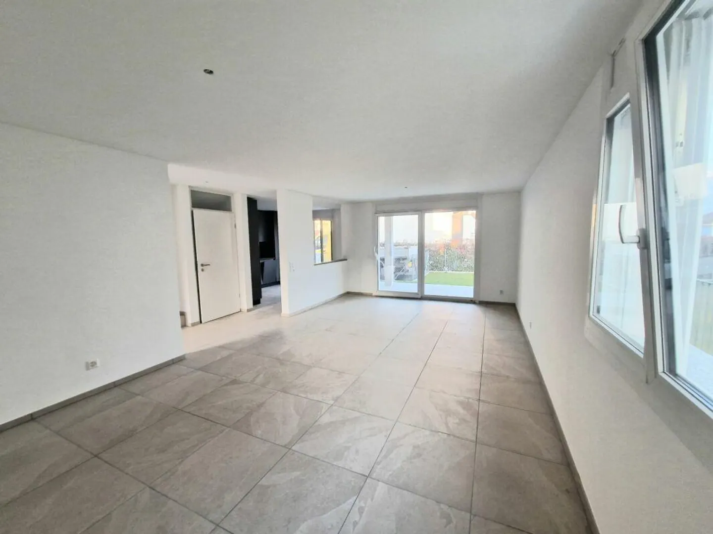 À VENDRE À CUGNASCO - NOUVELLE MAISON INDIVIDUELLE DE 5.5 PIÈCES DANS UN QUARTIER CALME - Photo 9 sur 24