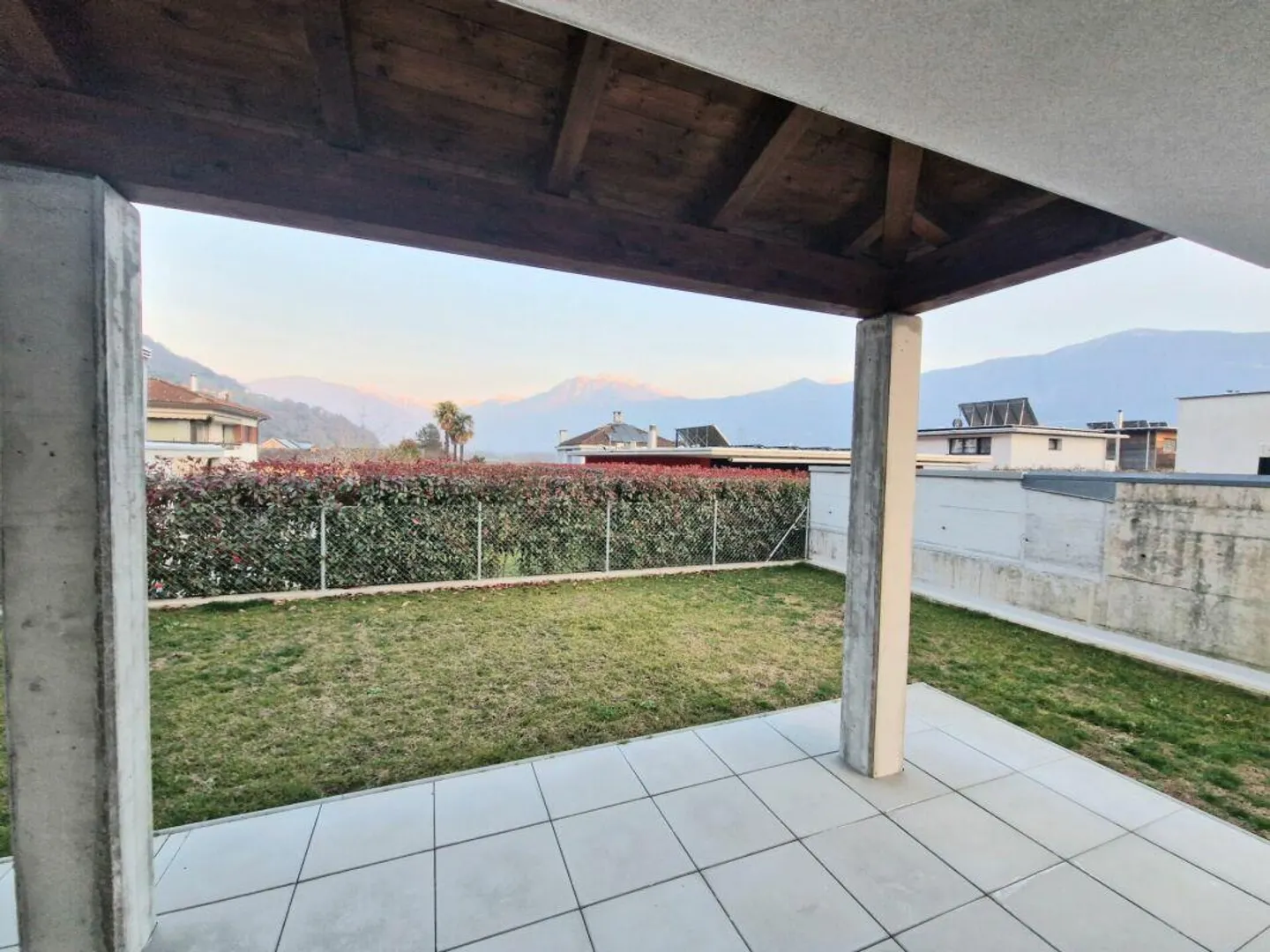 À VENDRE À CUGNASCO - NOUVELLE MAISON INDIVIDUELLE DE 5.5 PIÈCES DANS UN QUARTIER CALME - Photo 11 sur 24