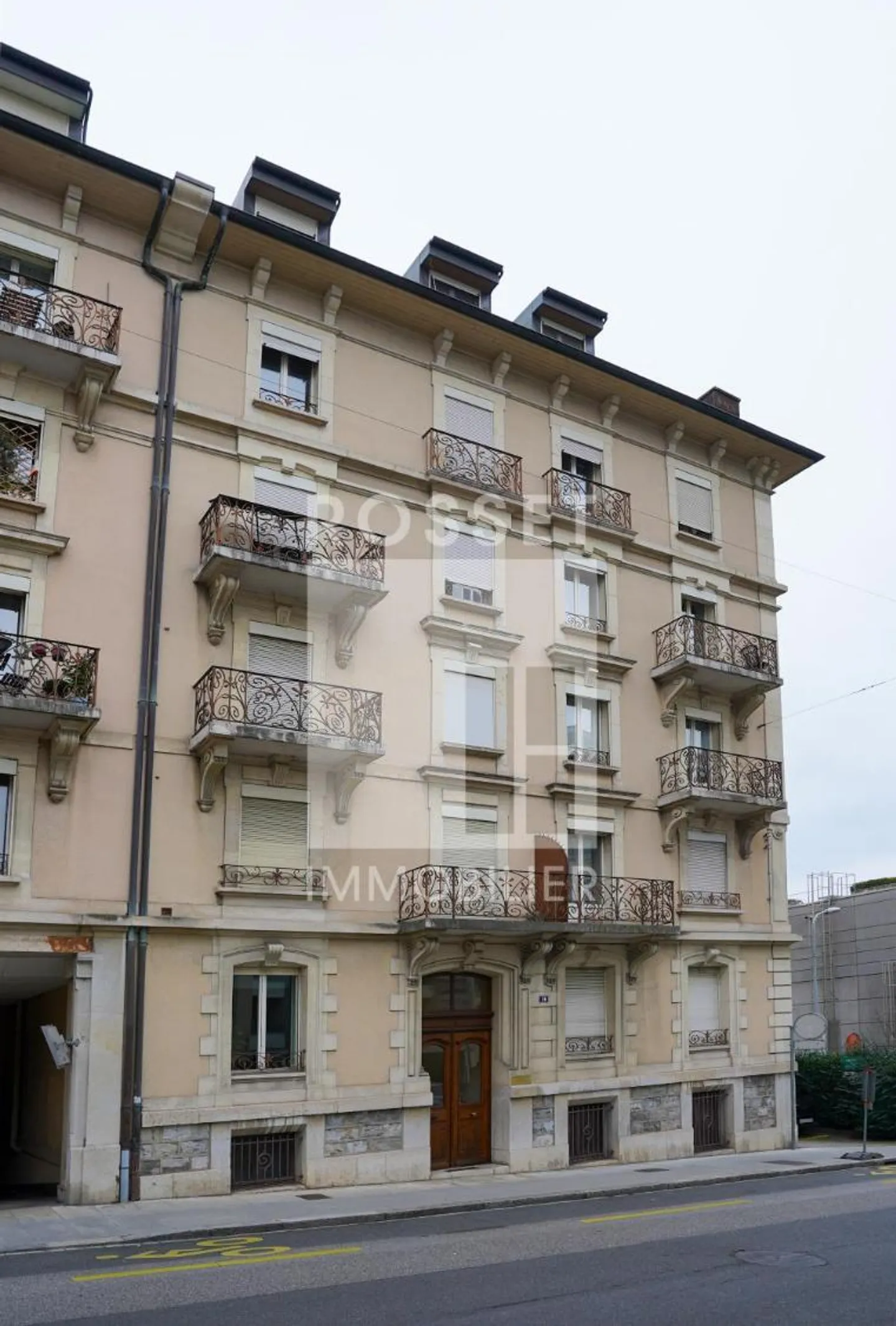 Commerce - Photo 1 of 1