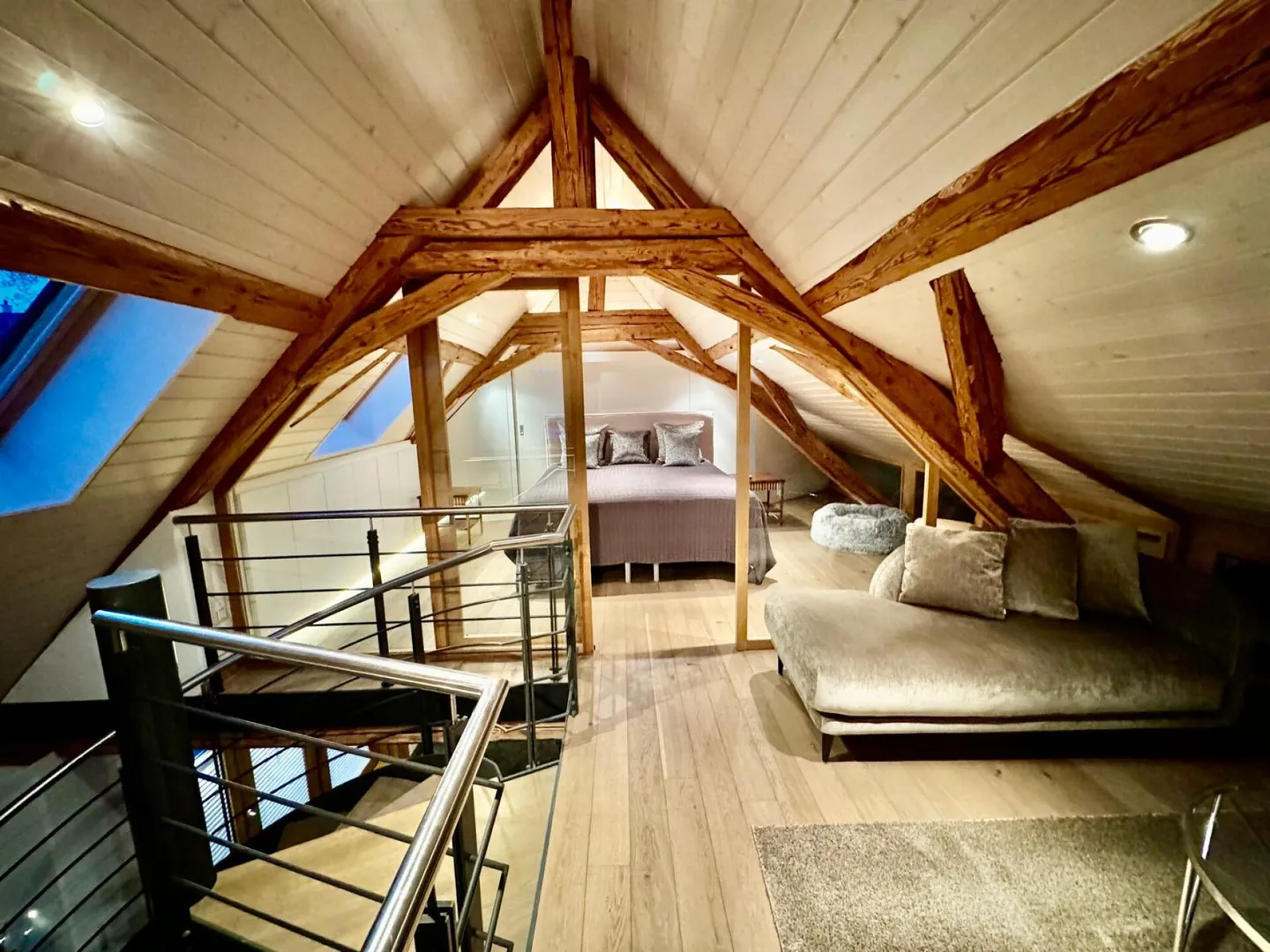 Charming and Characterful Detached House - Photo 17 of 30