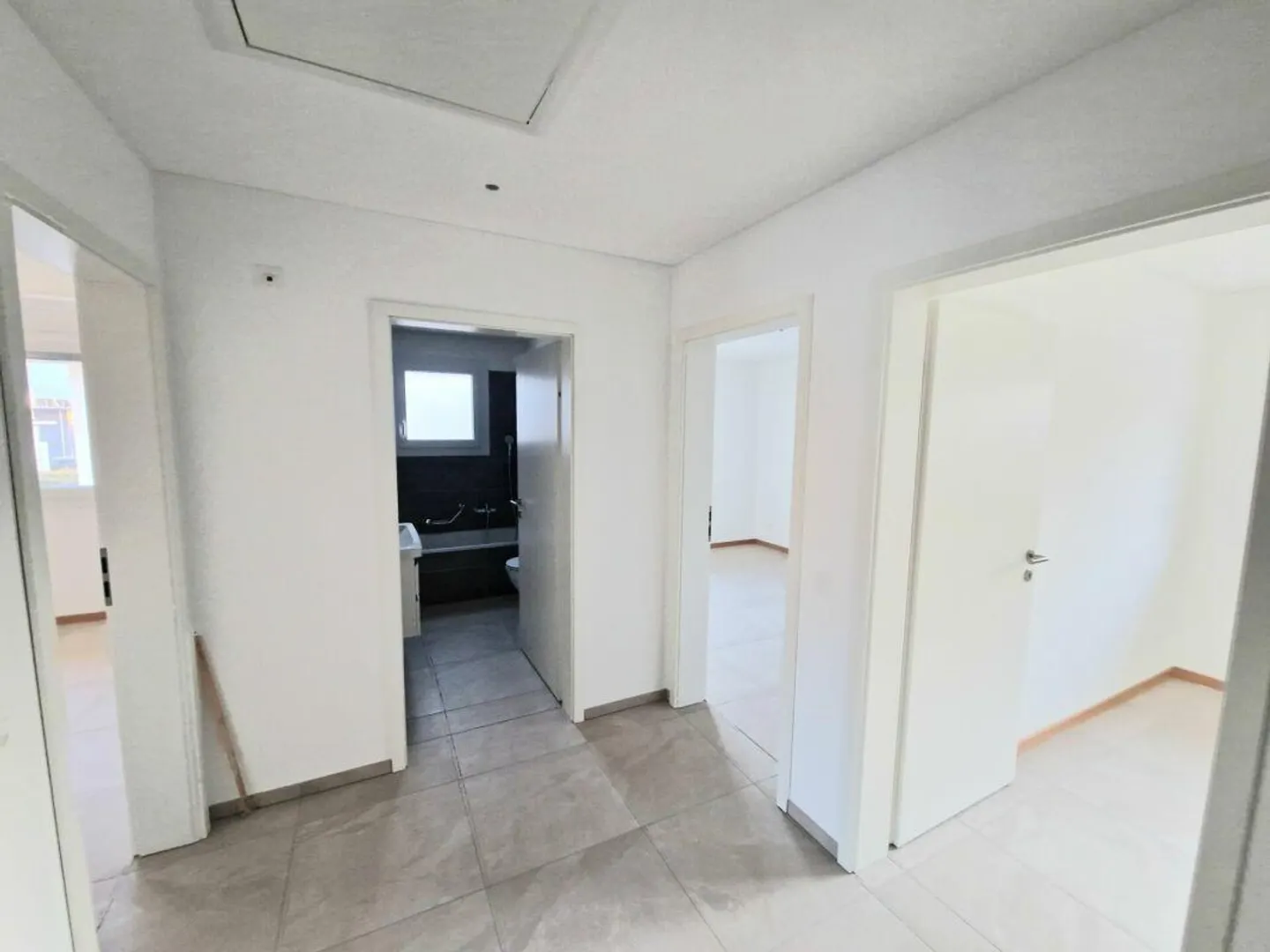 À VENDRE À CUGNASCO - NOUVELLE MAISON INDIVIDUELLE DE 5.5 PIÈCES DANS UN QUARTIER CALME - Photo 17 sur 24