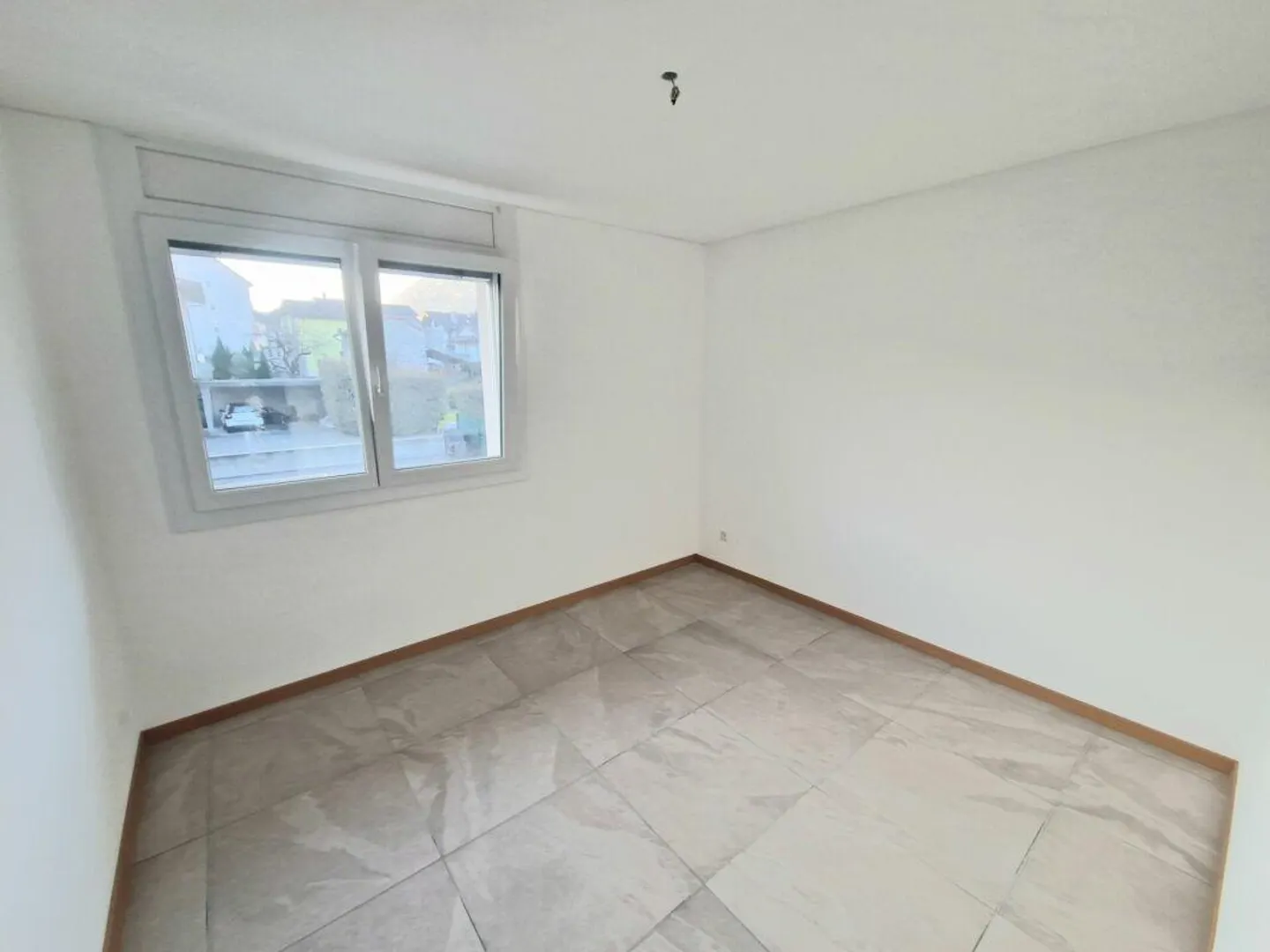 À VENDRE À CUGNASCO - NOUVELLE MAISON INDIVIDUELLE DE 5.5 PIÈCES DANS UN QUARTIER CALME - Photo 16 sur 24