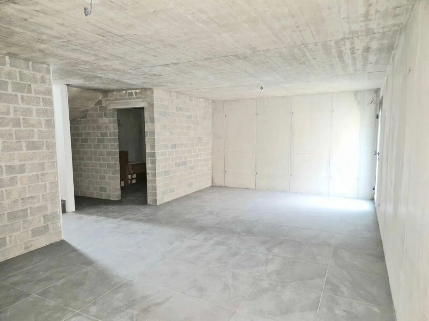 À VENDRE À CUGNASCO - NOUVELLE MAISON INDIVIDUELLE DE 5.5 PIÈCES DANS UN QUARTIER CALME - Photo 19 sur 24