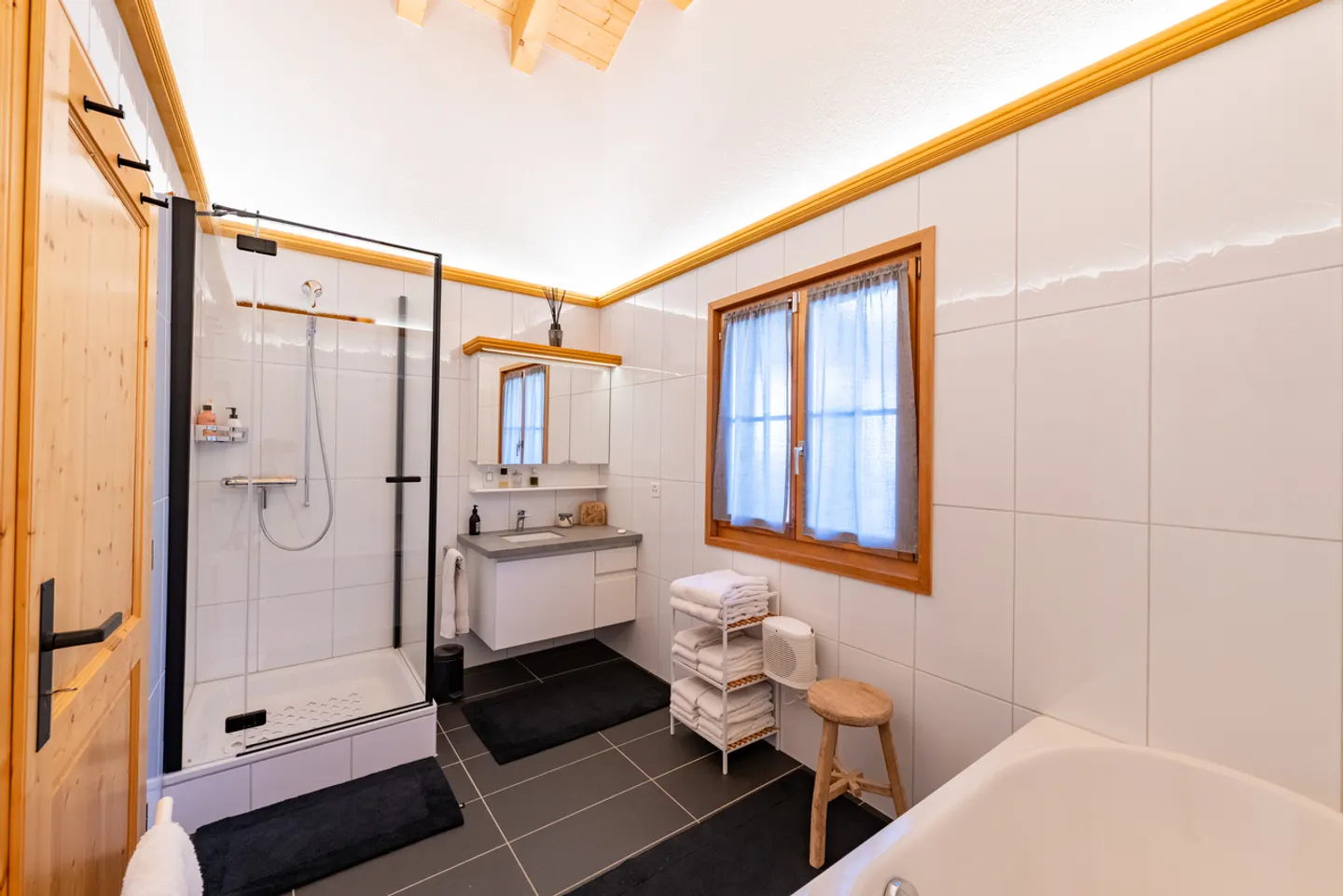 Exceptional chalet in the heart of nature - Photo 8 of 14