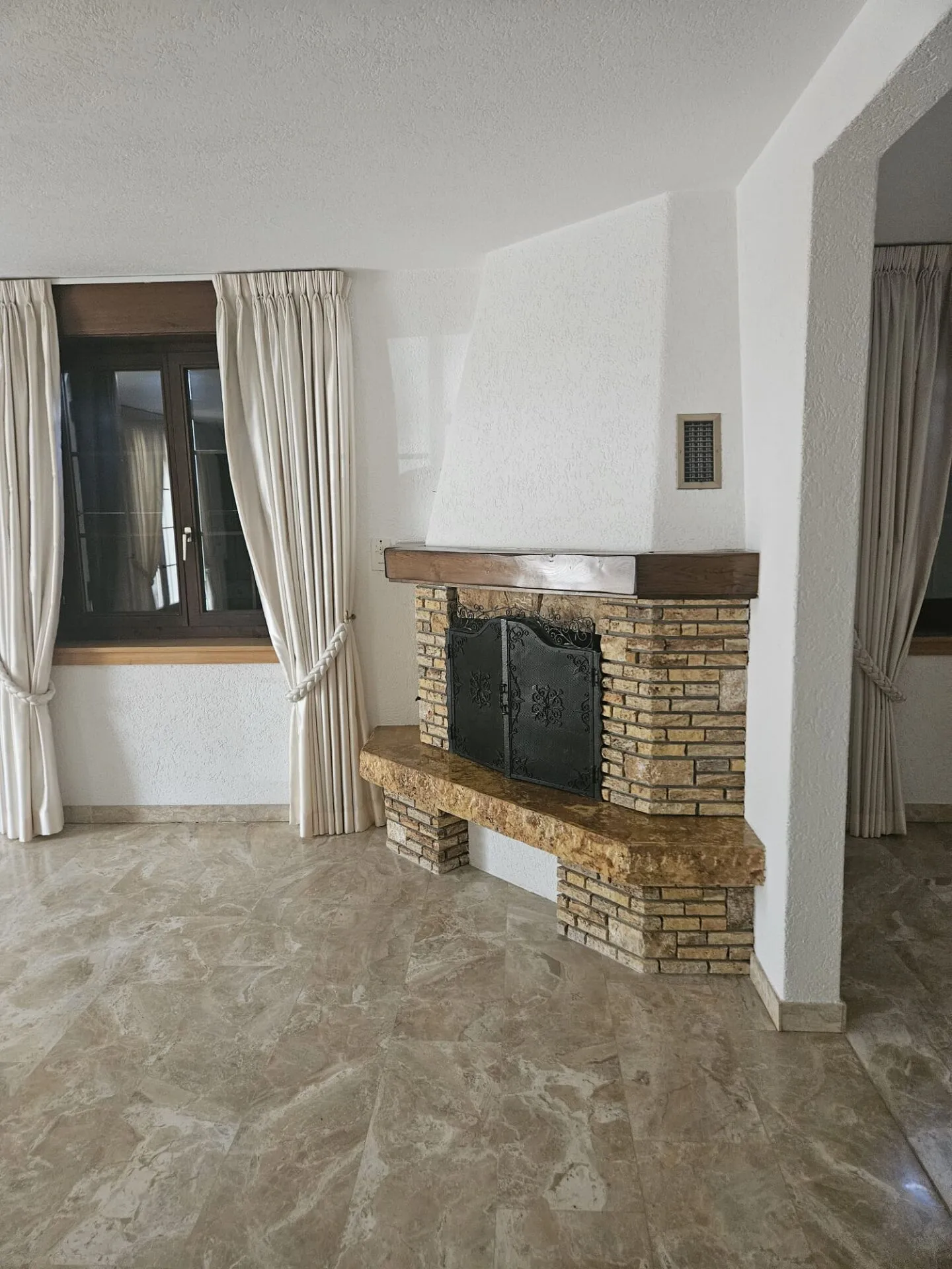 Magnifica casa di 4,5 stanze con giardino e grandi volumi - Foto 20 di 25