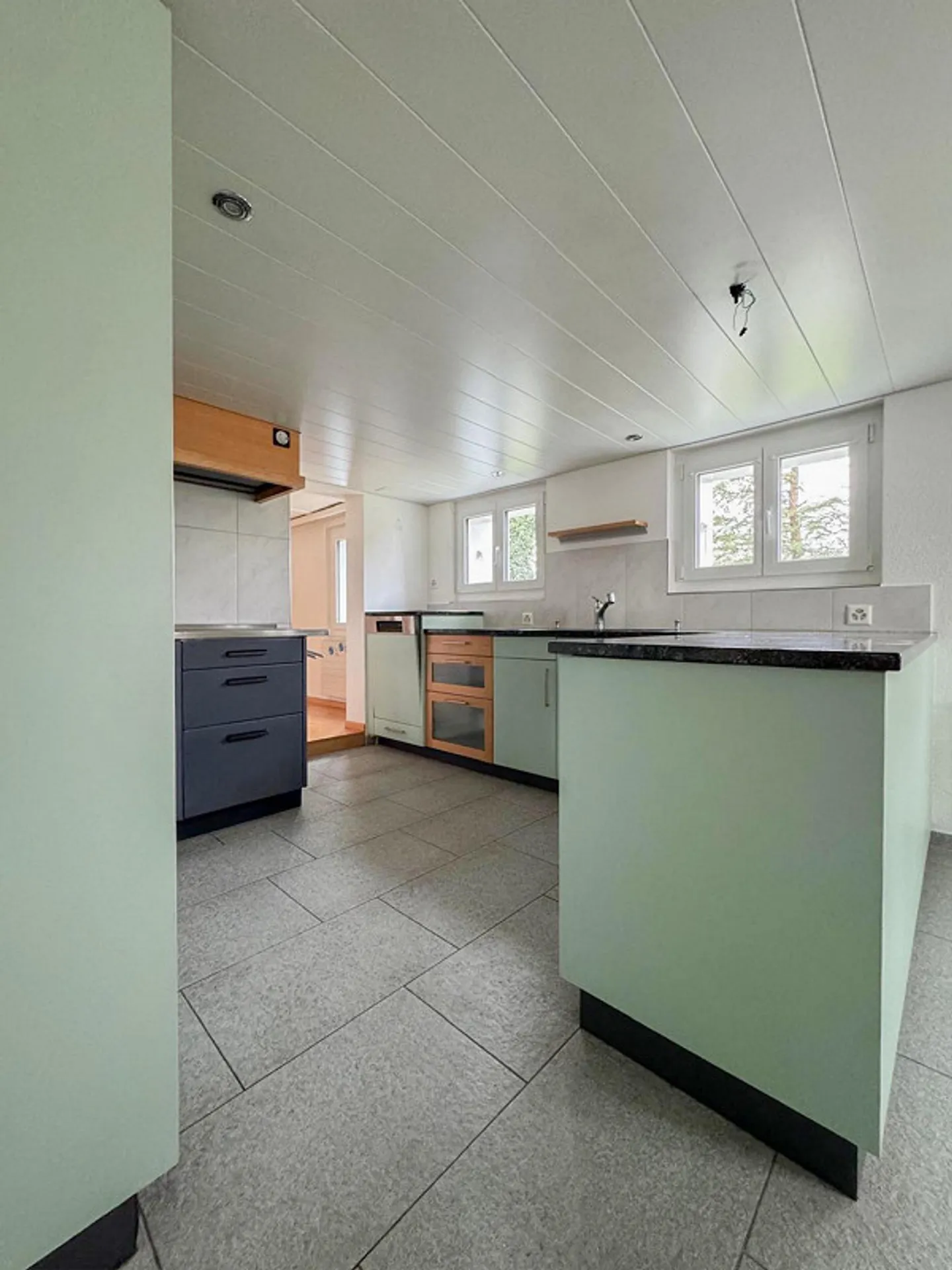 Maison de ferme de 10 pièces à louer ! - Photo 2 sur 19