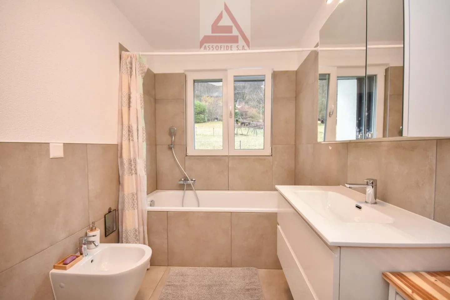 Bright 3.5-room apartment with garden - Photo 4 of 5