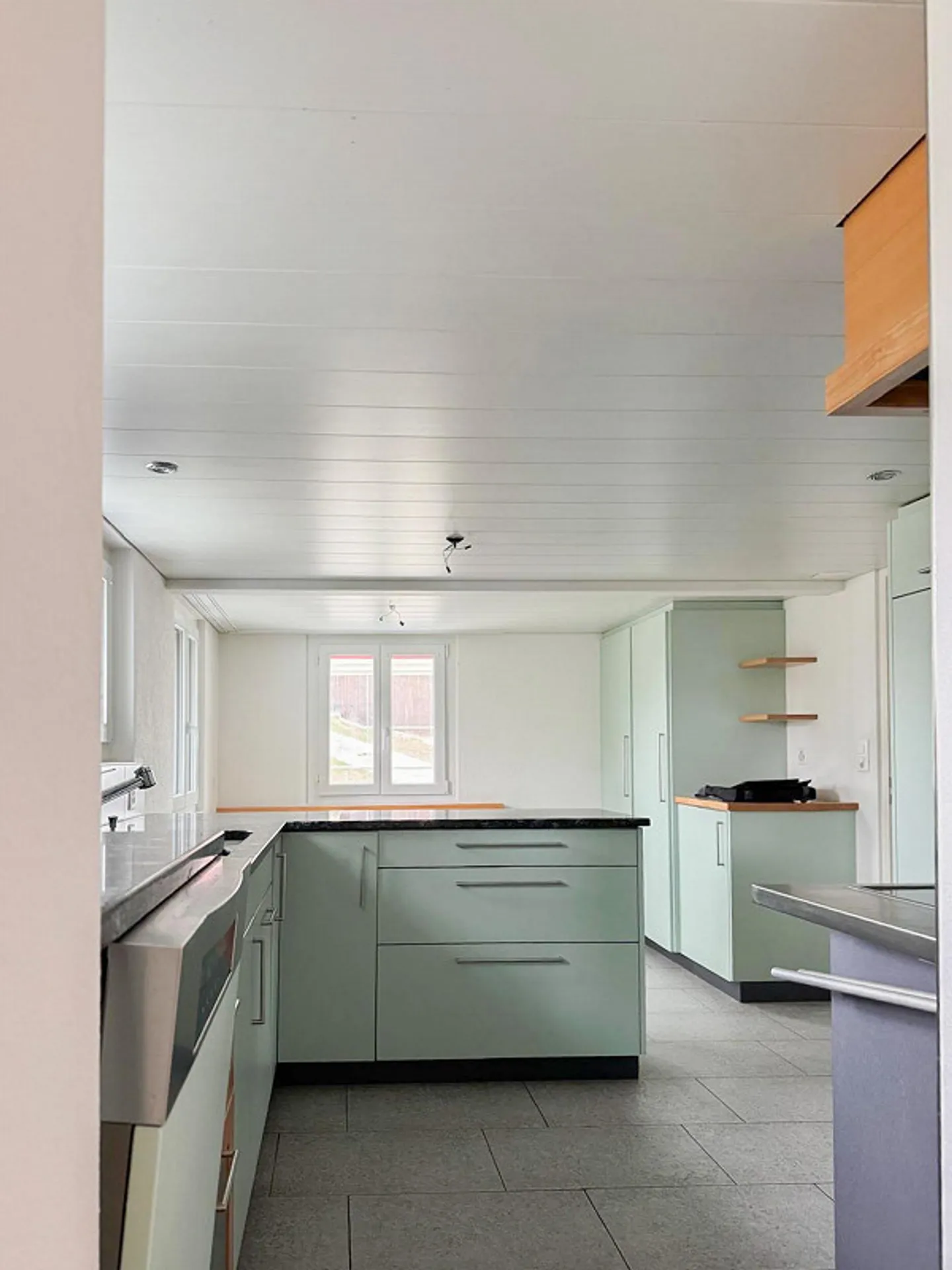 Maison de ferme de 10 pièces à louer ! - Photo 3 sur 19