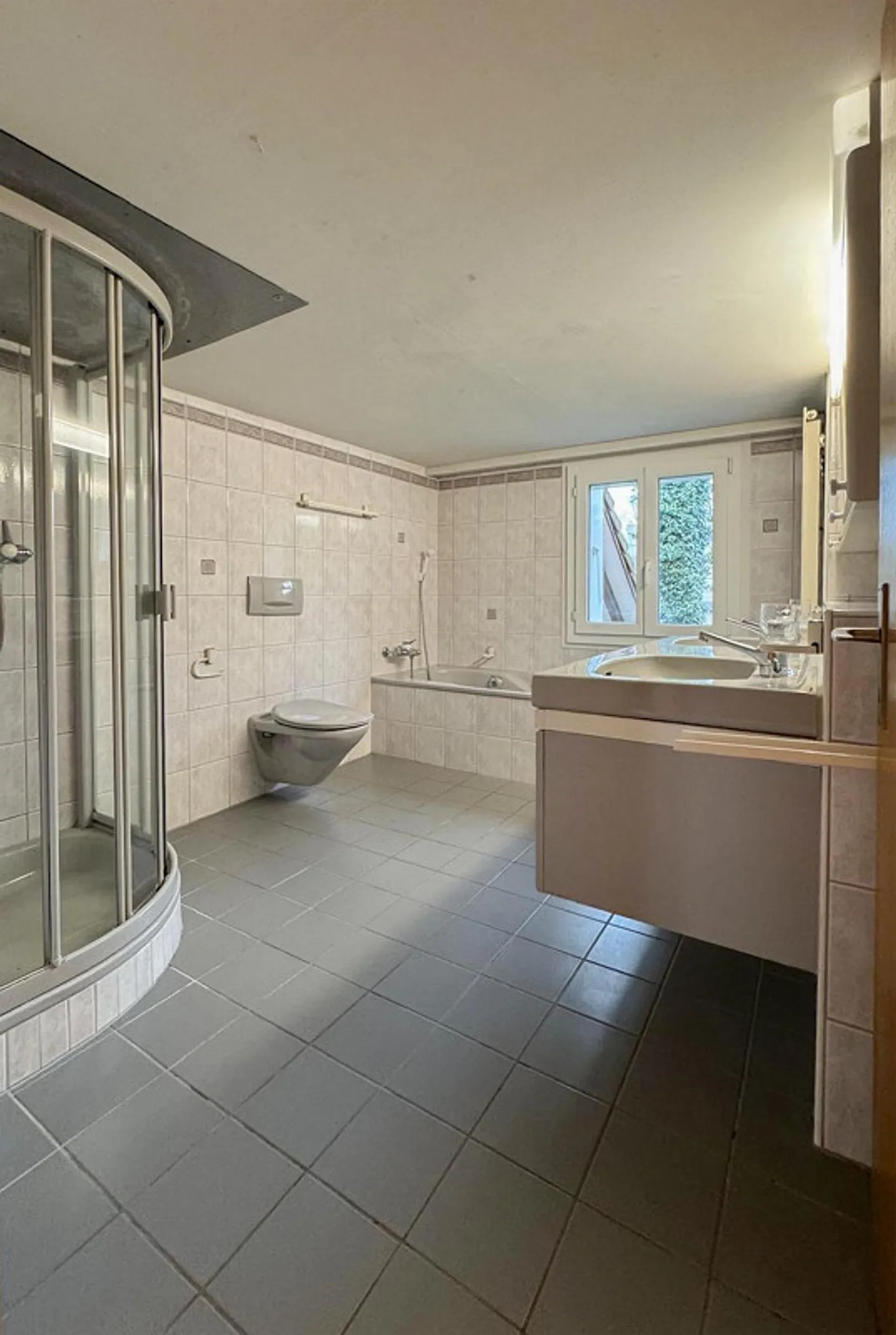 Maison de ferme de 10 pièces à louer ! - Photo 11 sur 19