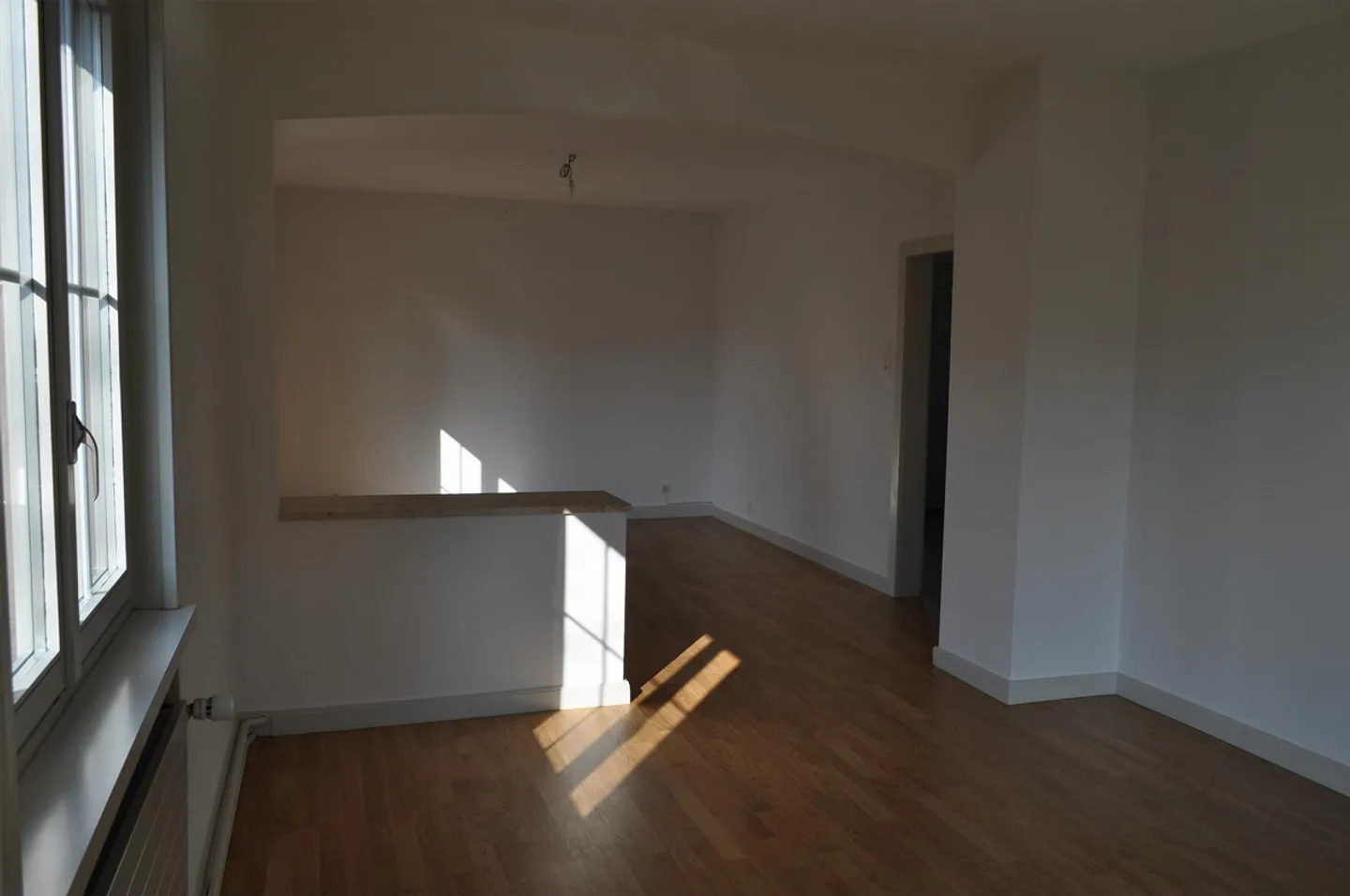 Appartement 2,5 + Bureau/Atelier 2,5 sur 2 étages - Photo 9 sur 16